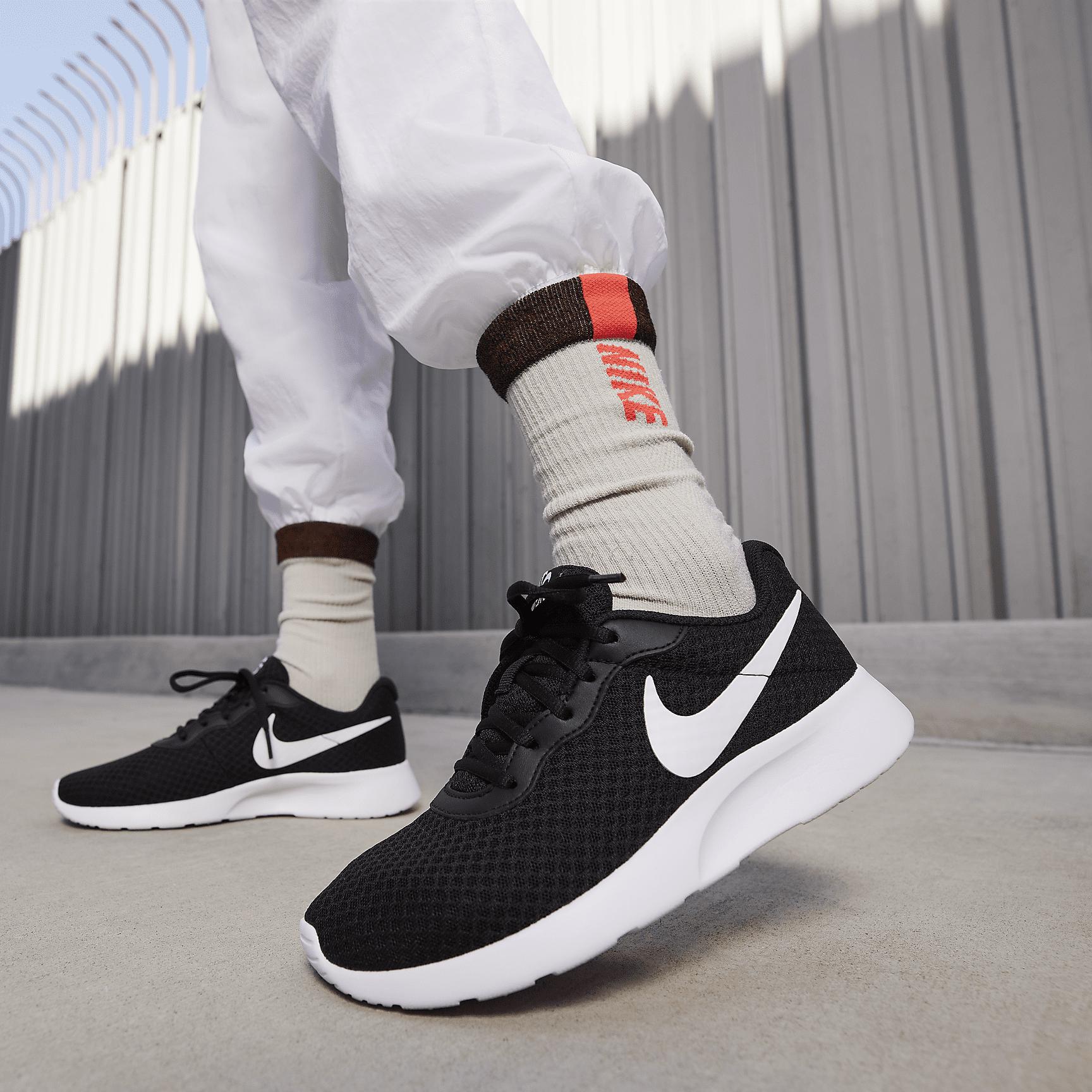 Nike Womens Swift Element UV Protection 1/4-Zip Running Top | FB4316-010 Product Image