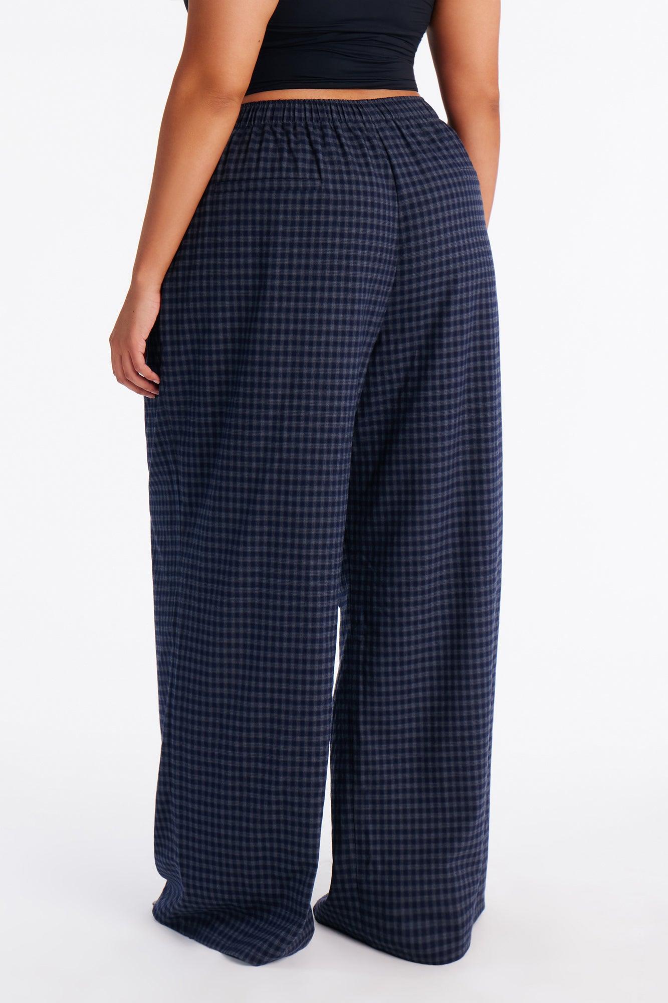 Clover Gingham Boxer Wide Leg Pant 33″ - Navy Female Product Image