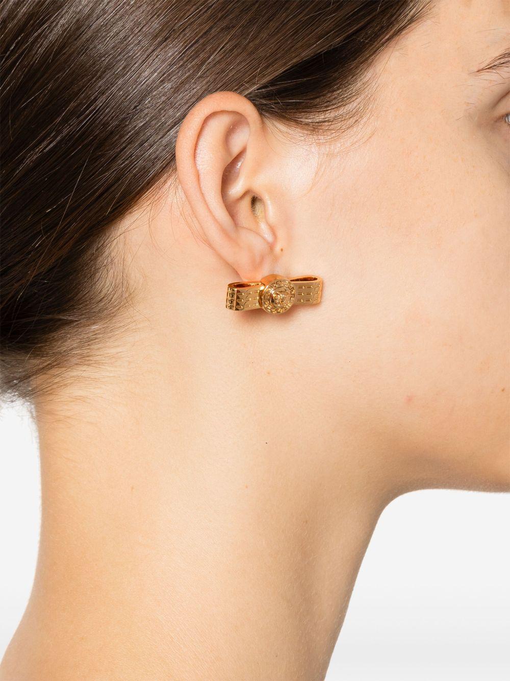 Medusa Head-motif earrings Product Image