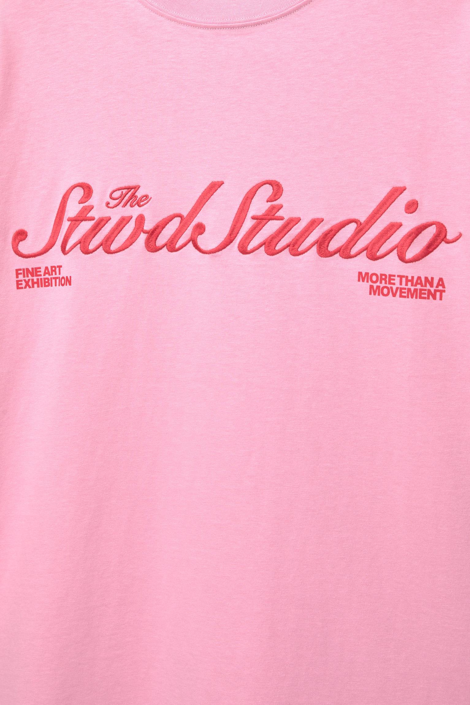 STWD Studio pink T-shirt Product Image