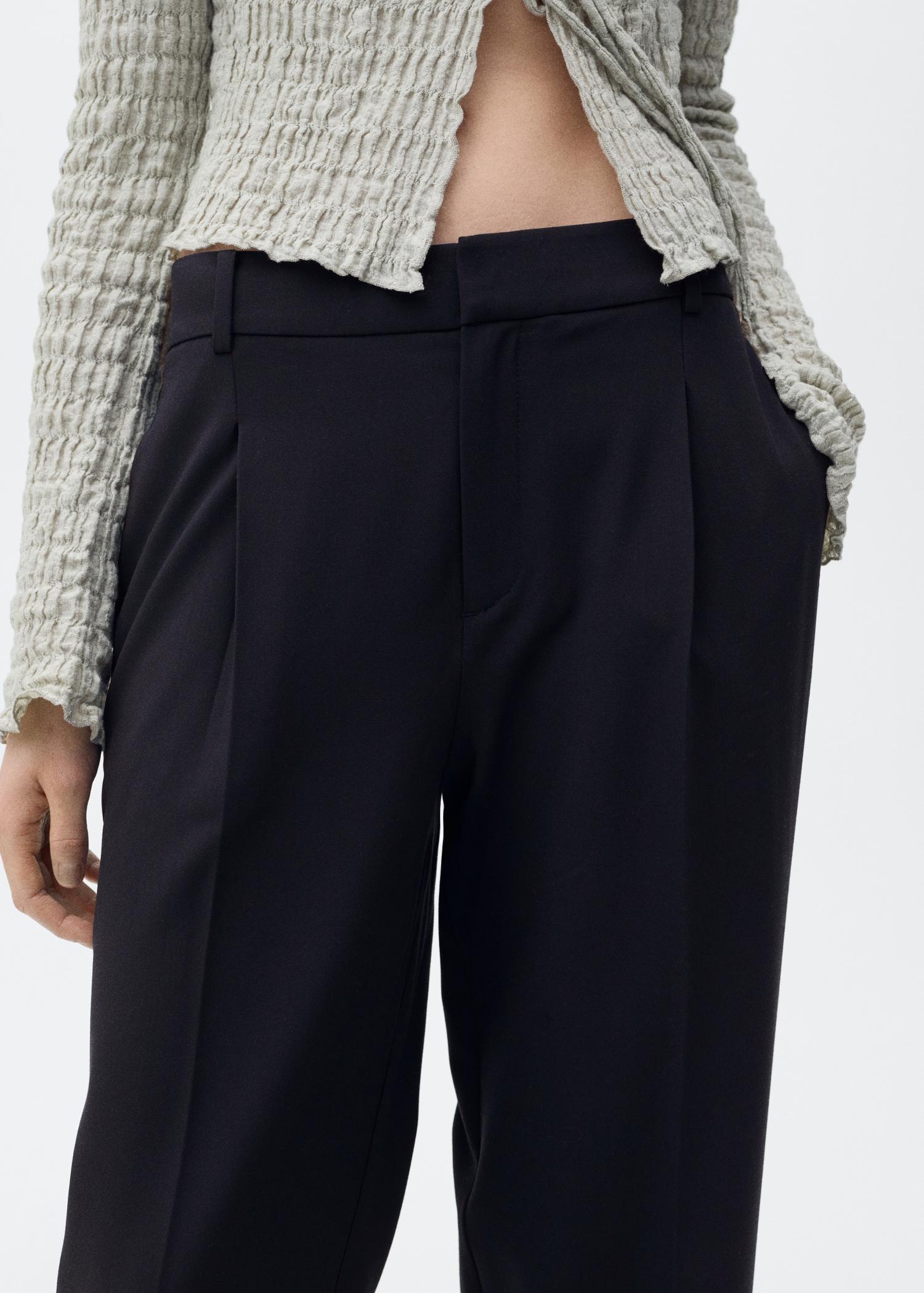 Straight-fit pleated pants - Women | MANGO USA Product Image