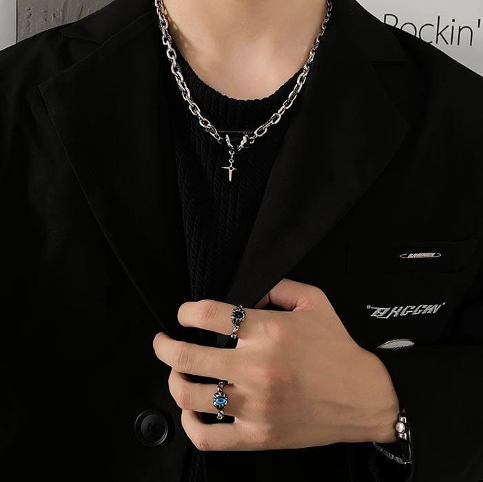 STAR PENDANT BLACK GEM MULTI-CHAIN NECKLACE Product Image