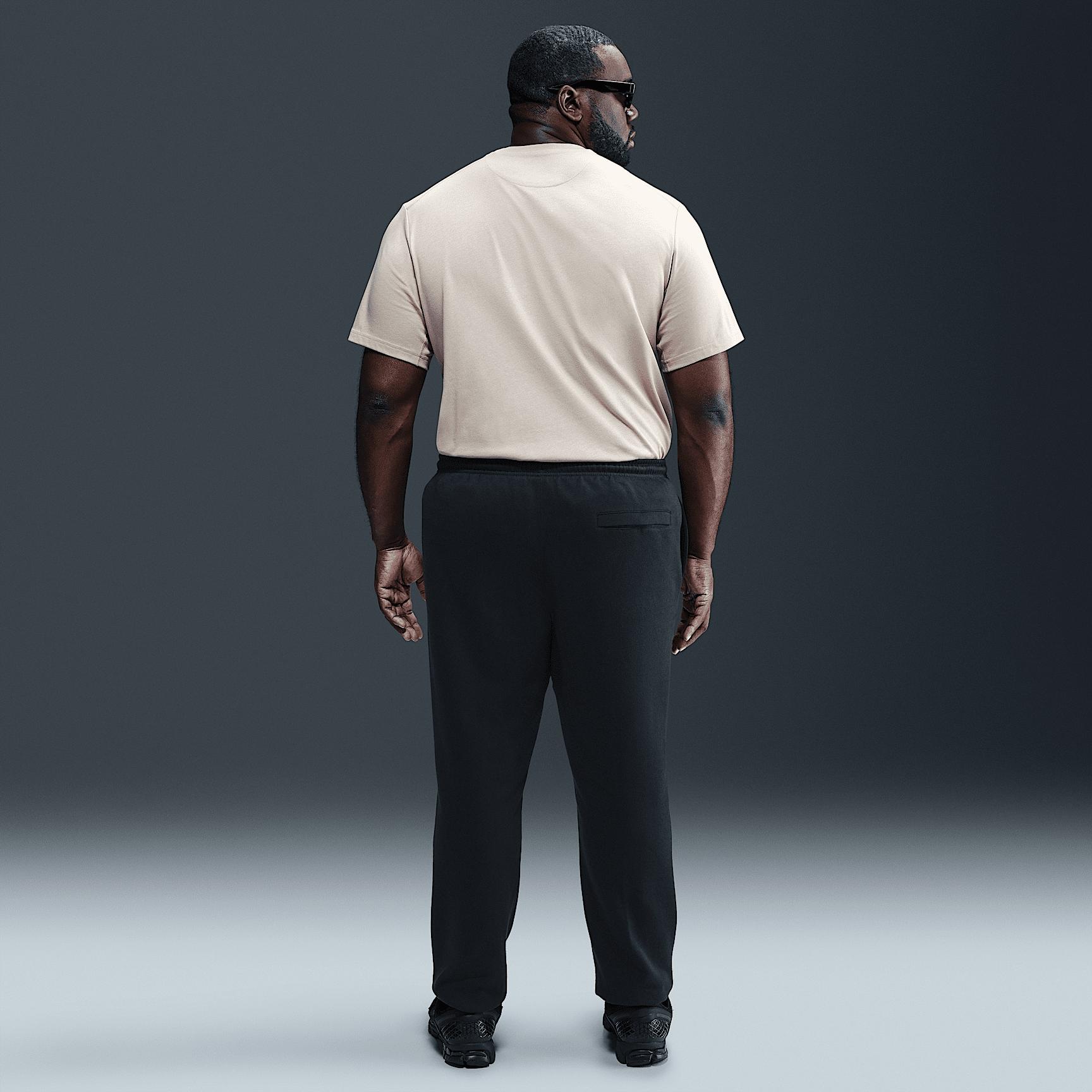 Nike Mens Club Cuffed Brushed Fleece Pants | FN3808-010 Product Image