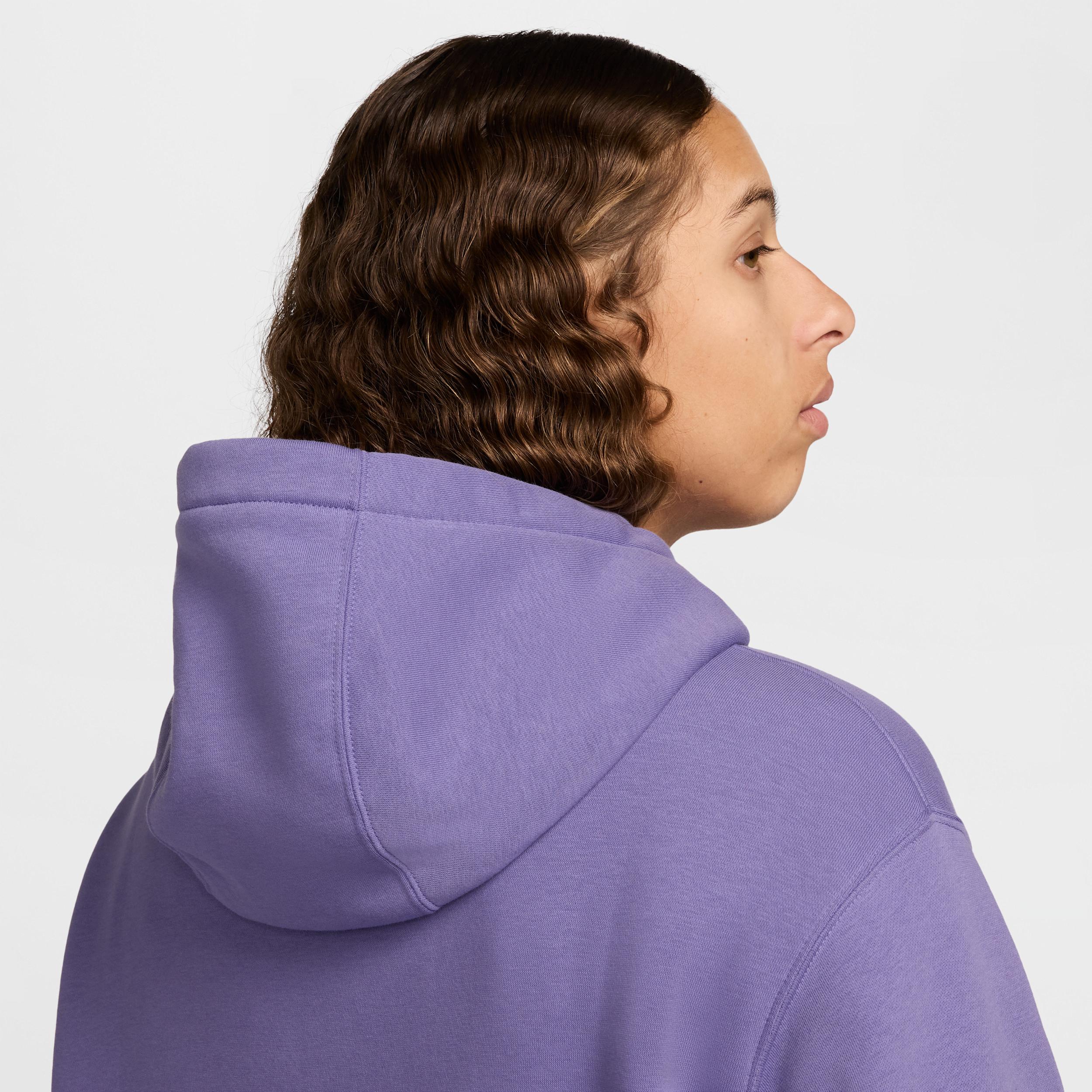 Nike Men's Club Pullover Hoodie Product Image