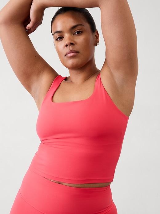 Transcend Square Neck Crop Sports Bra D-DD Product Image