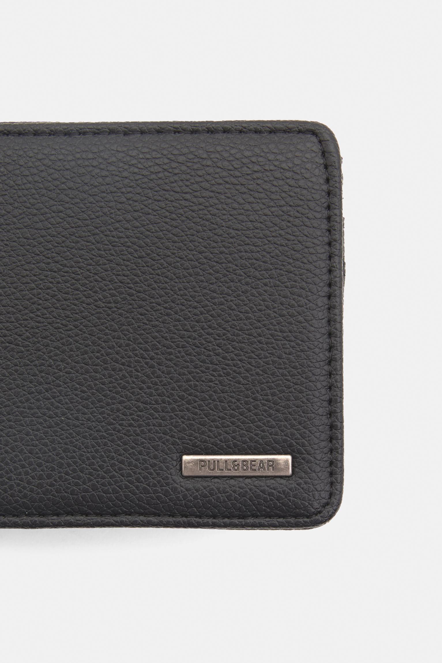 Faux leather wallet Product Image