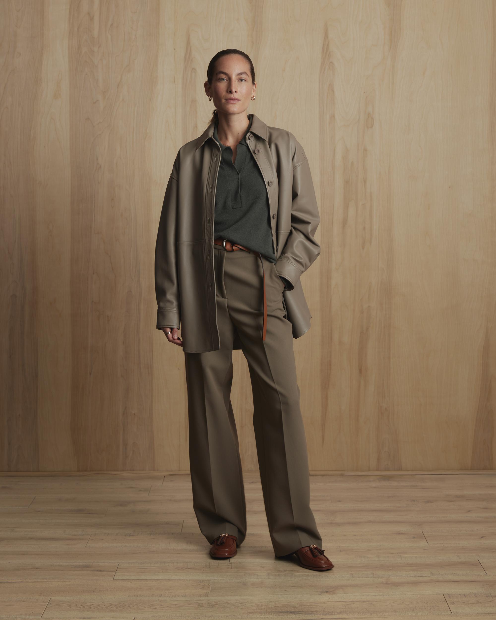 Quince | Women's Stretch Crepe Pleated Wide Leg Pants Recycled Polyester Product Image