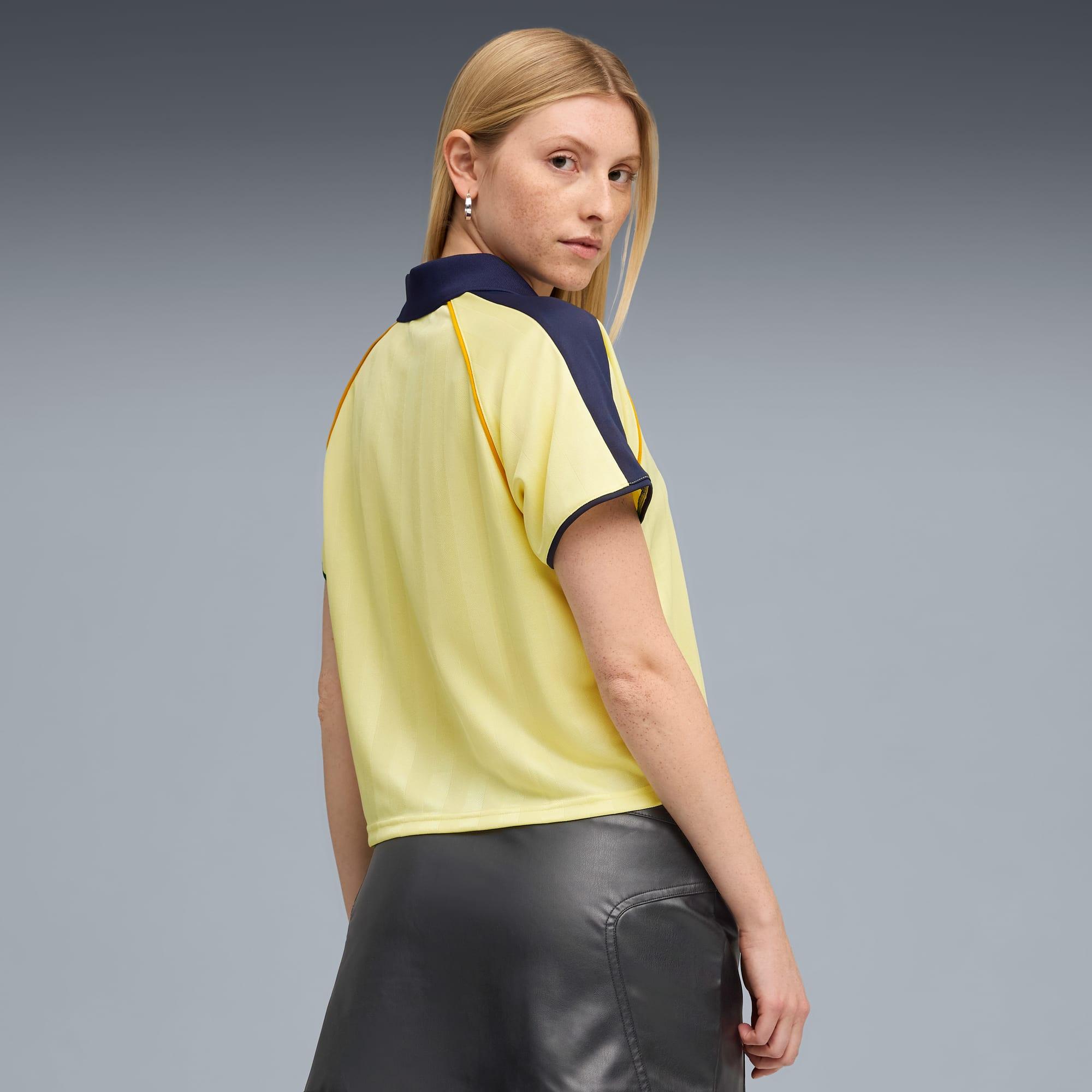 T7 Relaxed Soccer Jersey Women Product Image