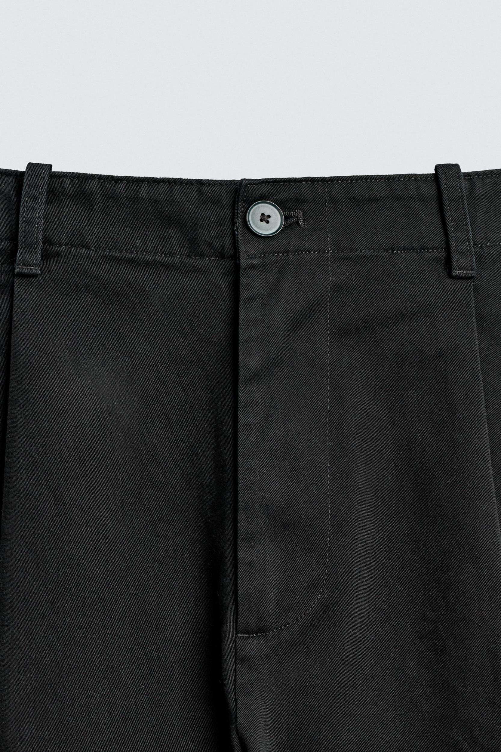 RELAXED BALLOON FIT PLEATED PANTS Product Image