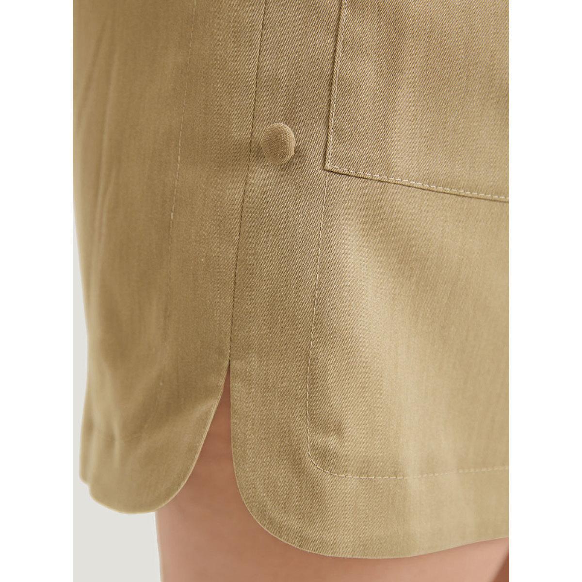 Plus Size Plain Slant Pocket Curved Hem Button Detail Shorts Women LightBrown Elegant Plain Dailywear Shorts BloomChic 22-24/3X Product Image