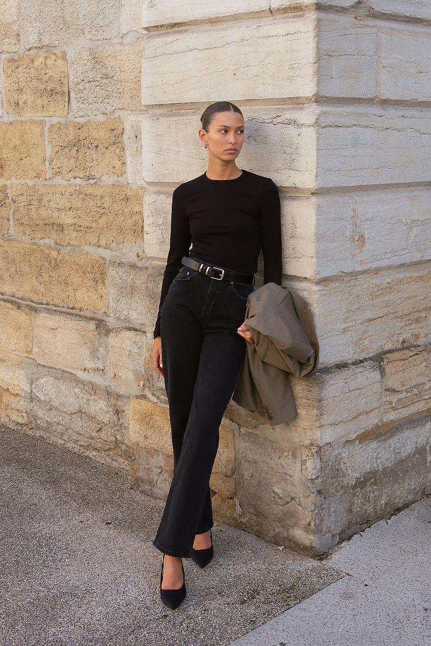 Ribbed Long Sleeved Round Neck Top Product Image