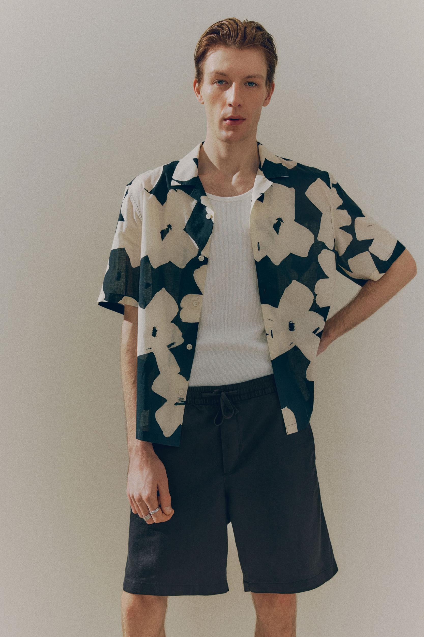 Relaxed-Fit Linen-Blend Shorts Product Image