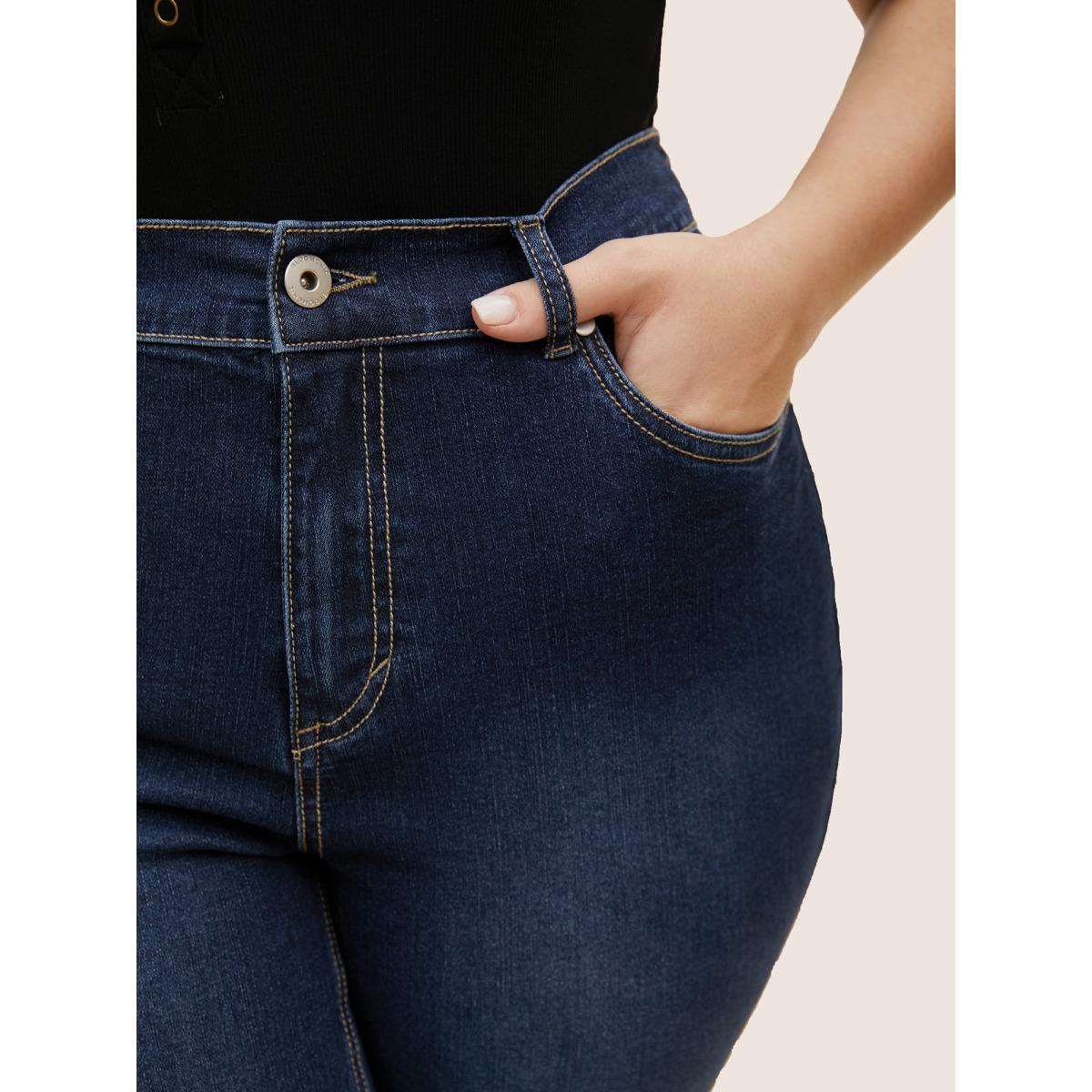 Plus Size Dark Wash Split Hem Quilted Denim Shorts Women Denimindigo Topstitching High stretch Everyday Slanted pocket Casual Denim Shorts BloomChic 10/M Product Image