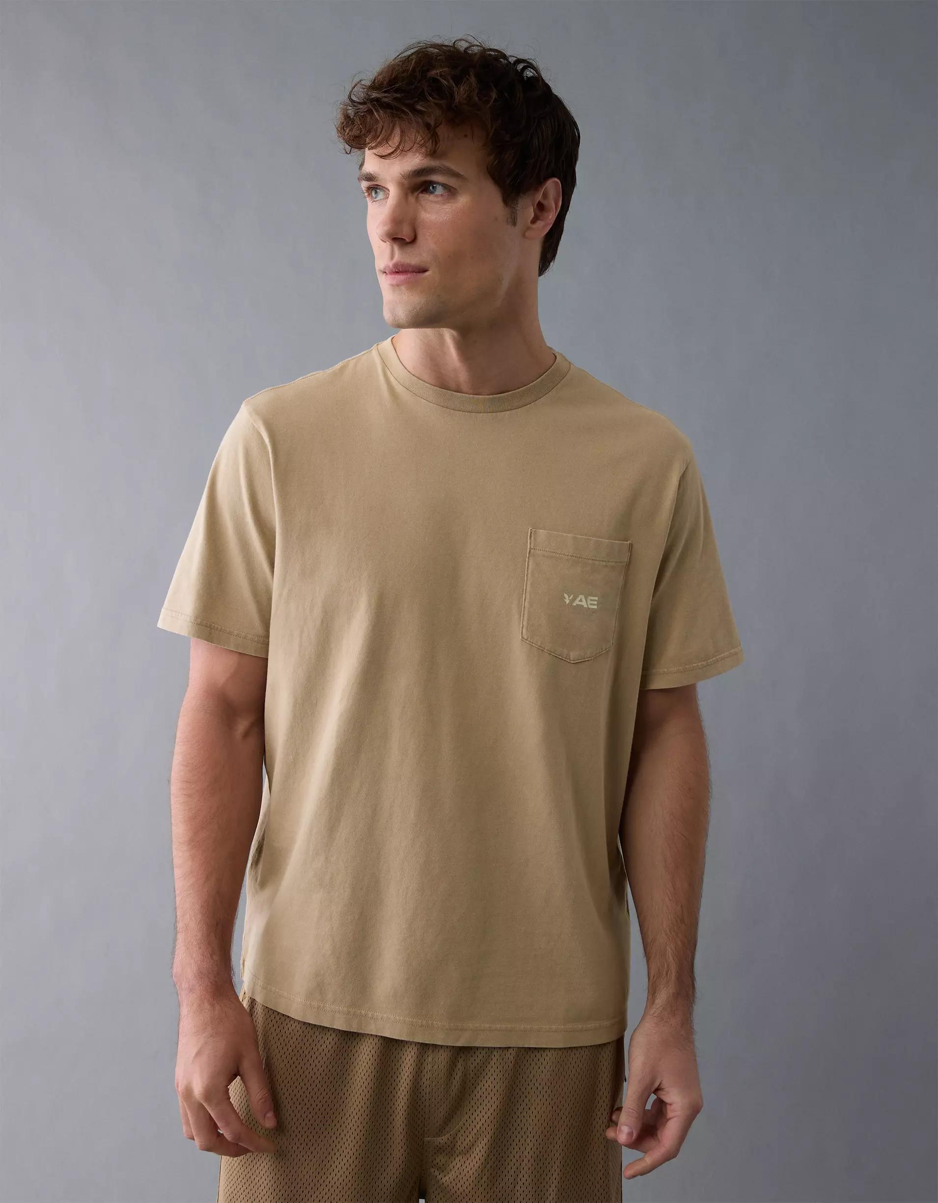 AE 24/7 Graphic T-Shirt Product Image