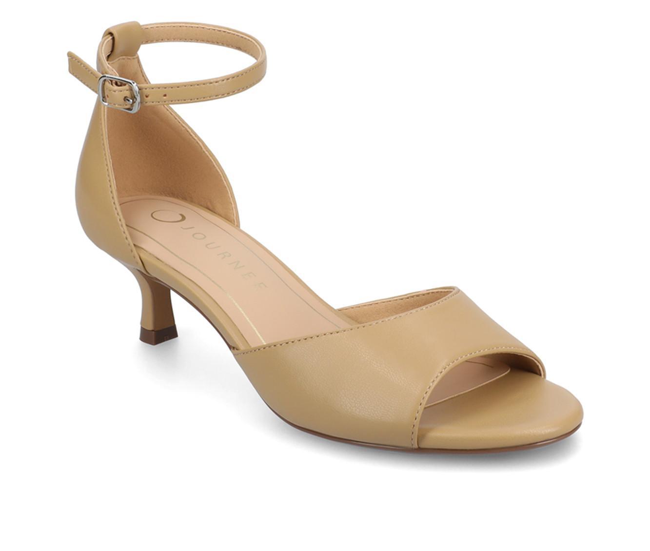 Women's Journee Collection Jezzie Kitten Heel Product Image