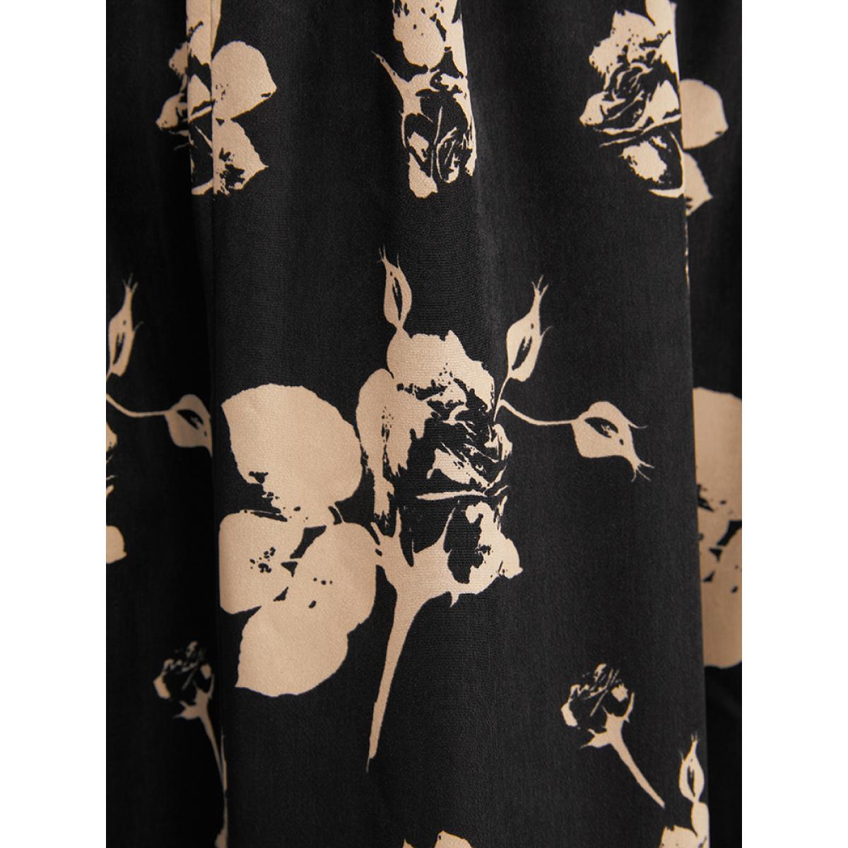 Plus Size Floral V Neck Button Pocket Shirred Midi Dress Black Women Elegant Pocket V-neck Long Sleeve Curvy Midi Dress BloomChic 30/6X Product Image