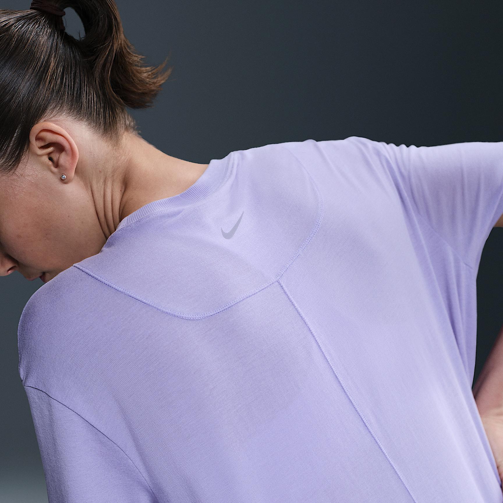 Nike One Relaxed Women's Dri-FIT Short-Sleeve Top Product Image