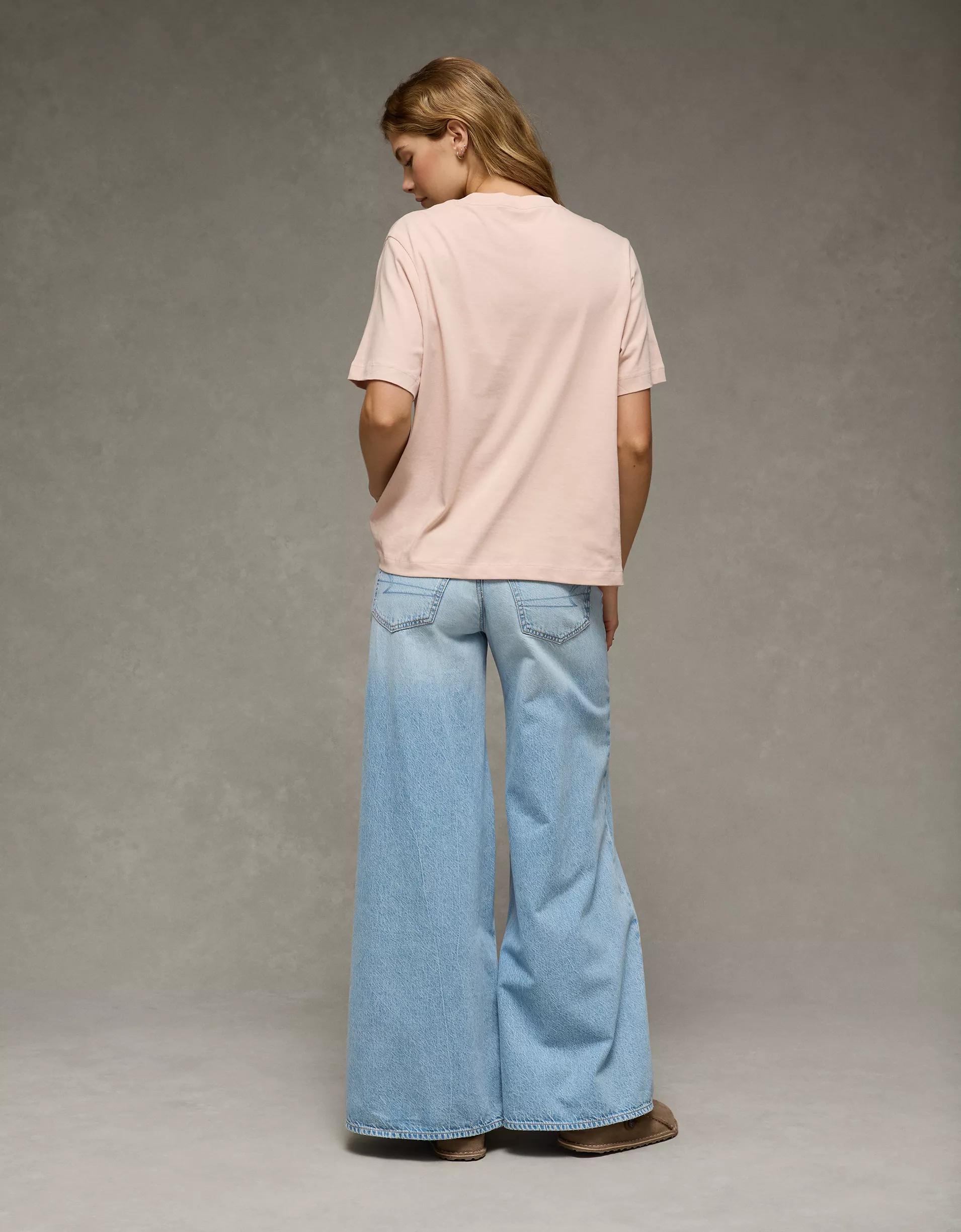 AE Everyday Luxe Relaxed T-Shirt Product Image