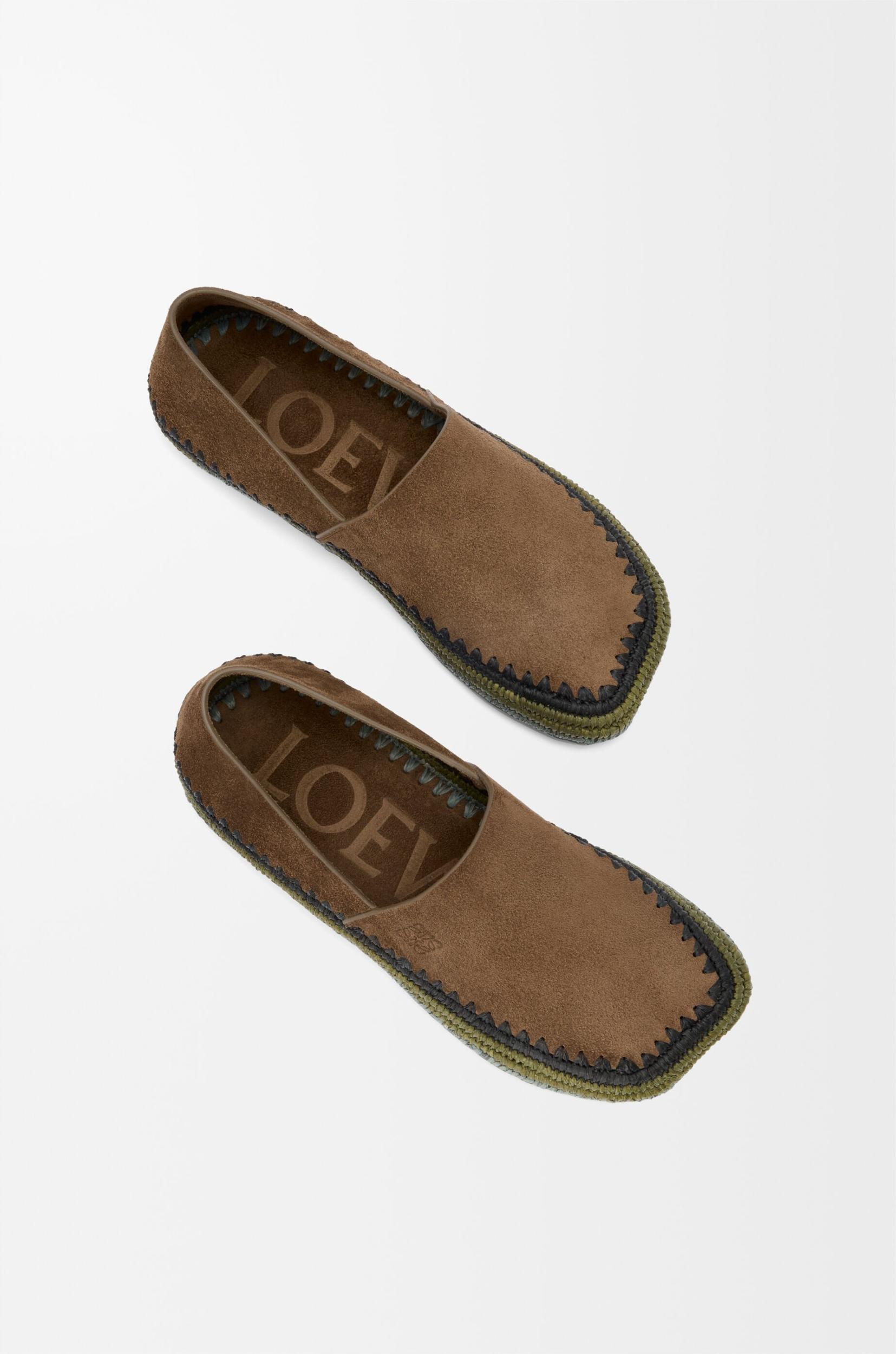 Rio slipper in suede and raffia Product Image