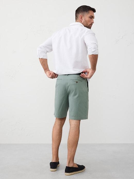 9" Lived-In Short Product Image