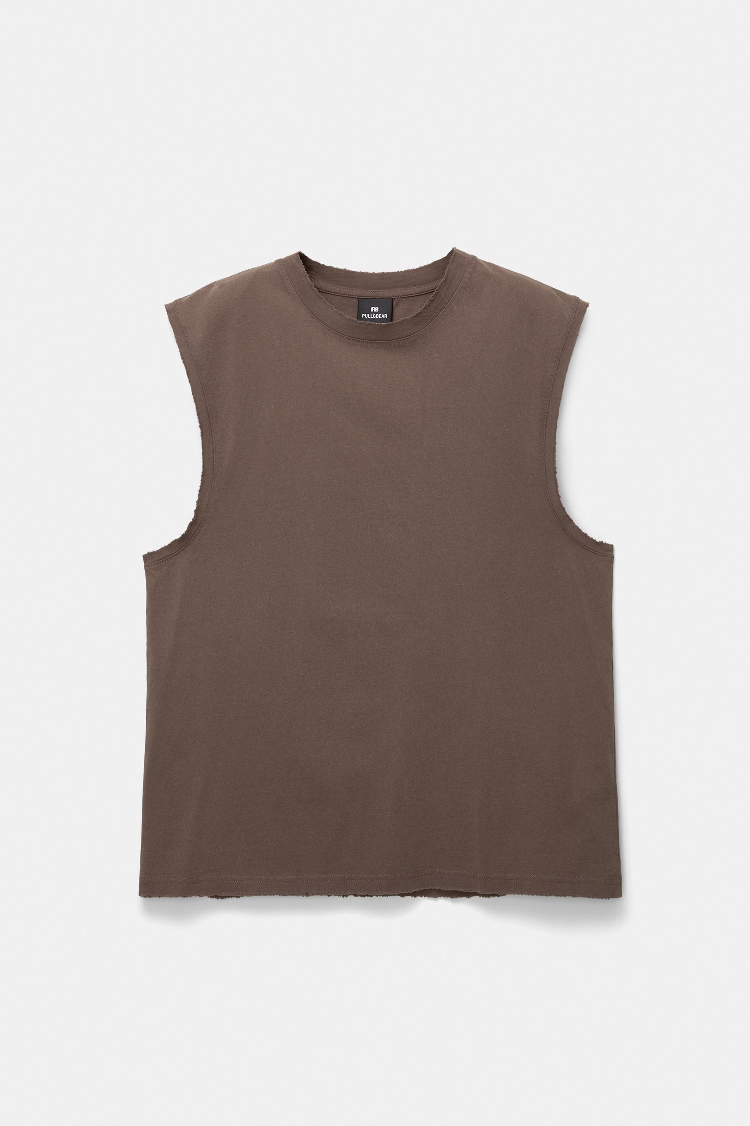 Washed sleeveless T-shirt Product Image