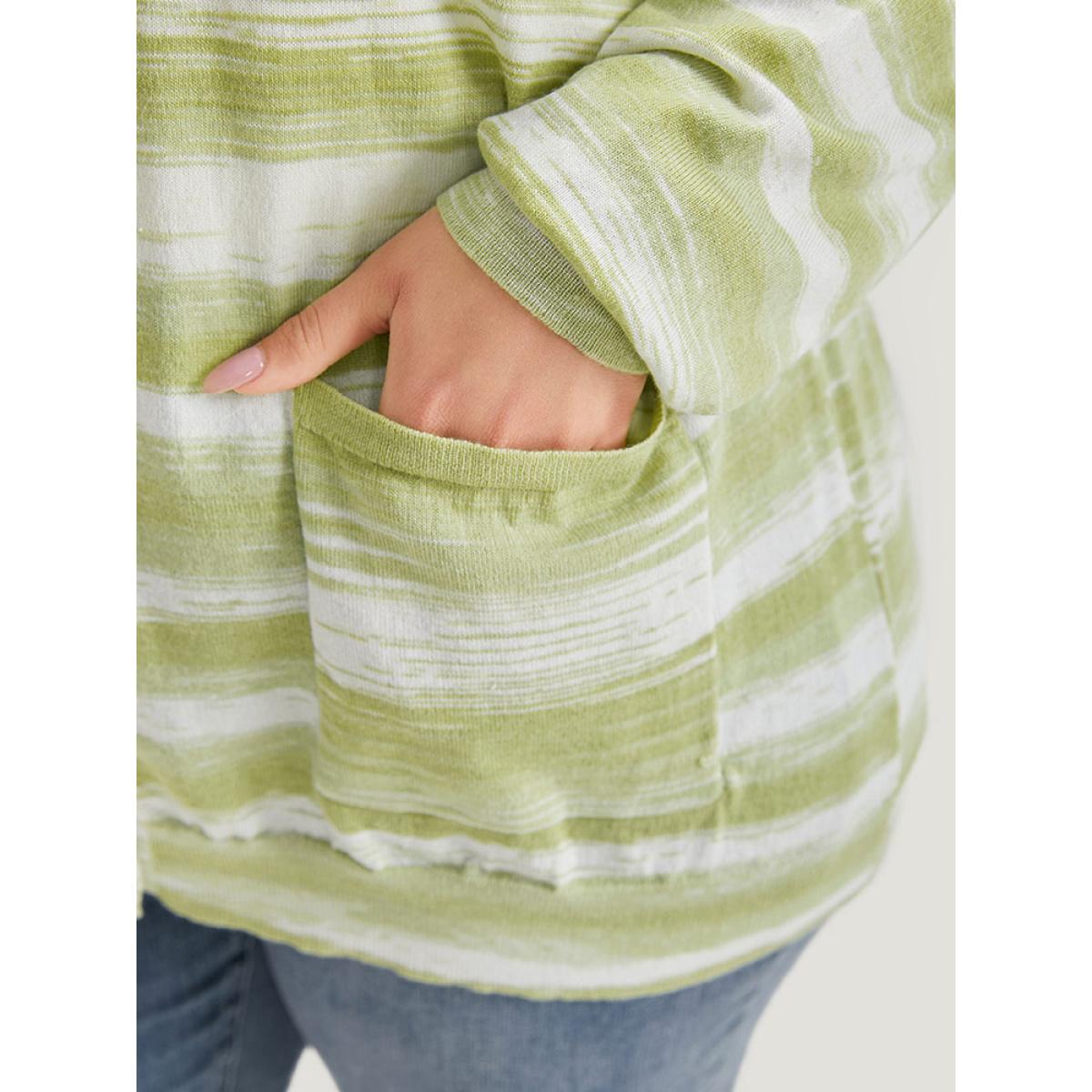 Plus Size Ombre Button Up Patched Pocket Cardigan LightGreen Women Casual Loose Long Sleeve Dailywear Cardigans BloomChic 26/4X Product Image
