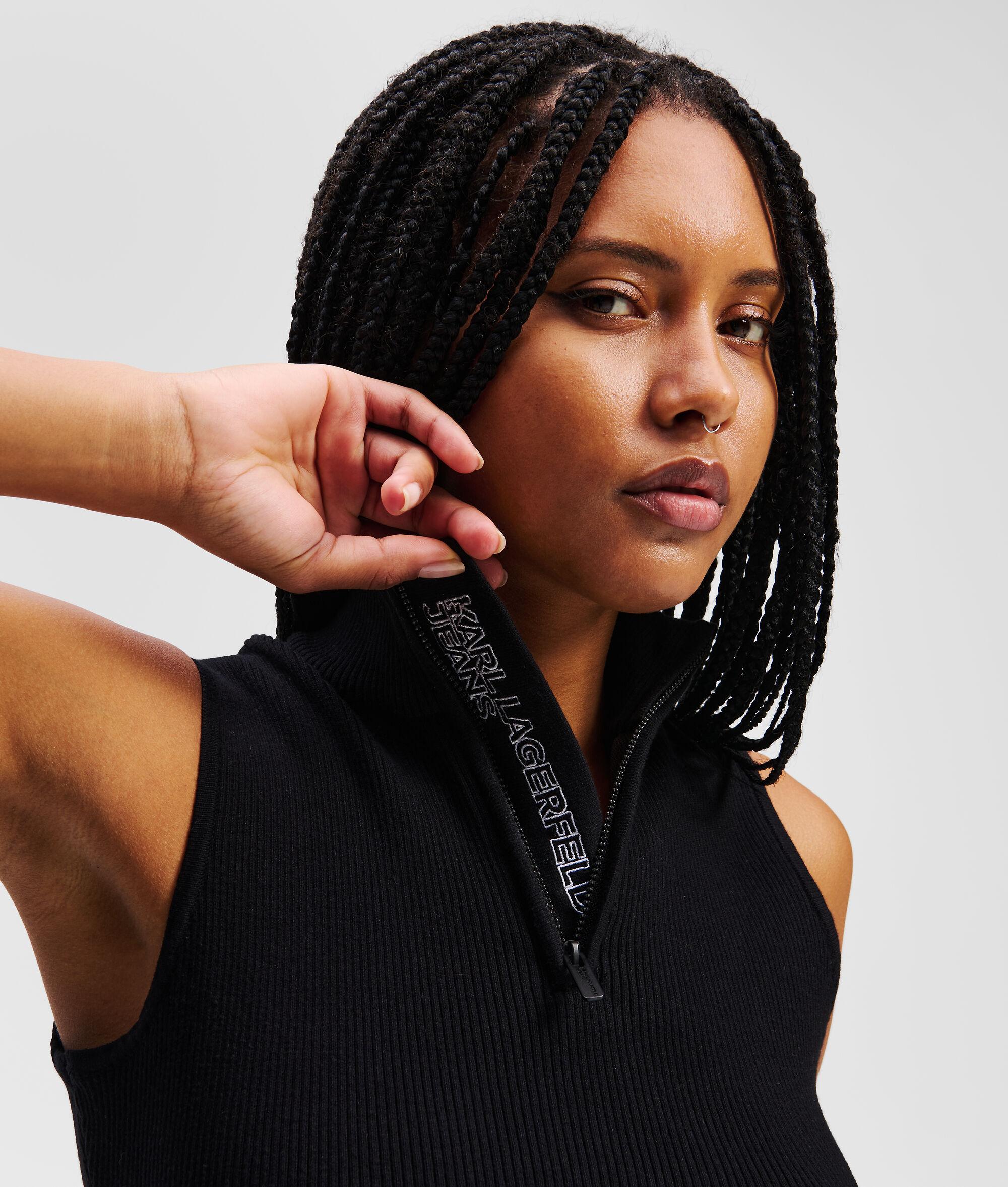 SLEEVELESS KNITTED TOP Product Image