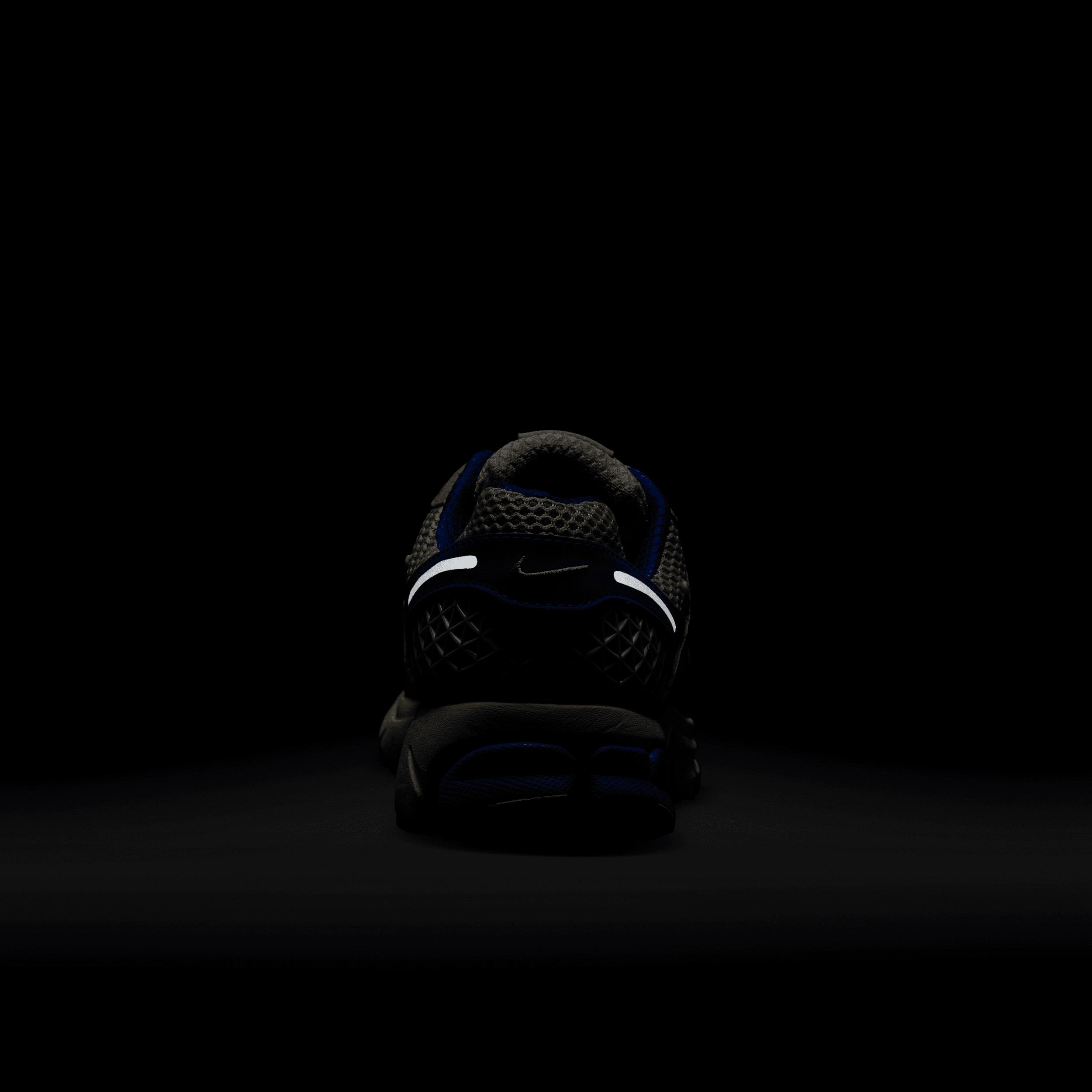 Nike Women's Zoom Vomero 5 Shoes Product Image