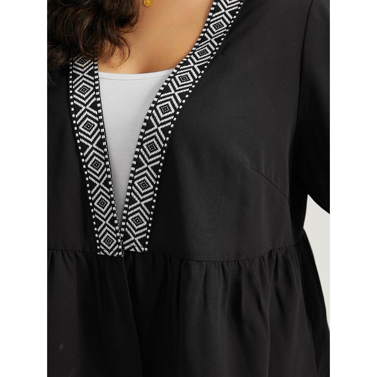 Plus Size Geometric Print Mesh Patchwork Kimono Women Black Resort Vacation Kimonos BloomChic 14-16/1X Product Image