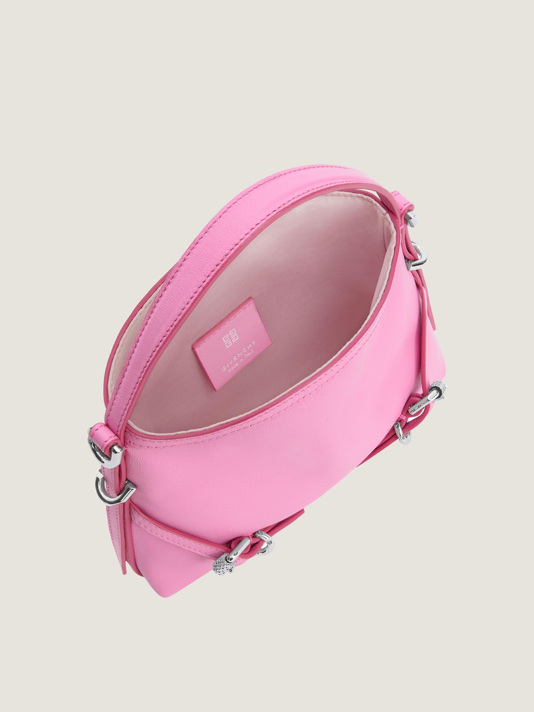 LETTER chain pouch in lizard Product Image