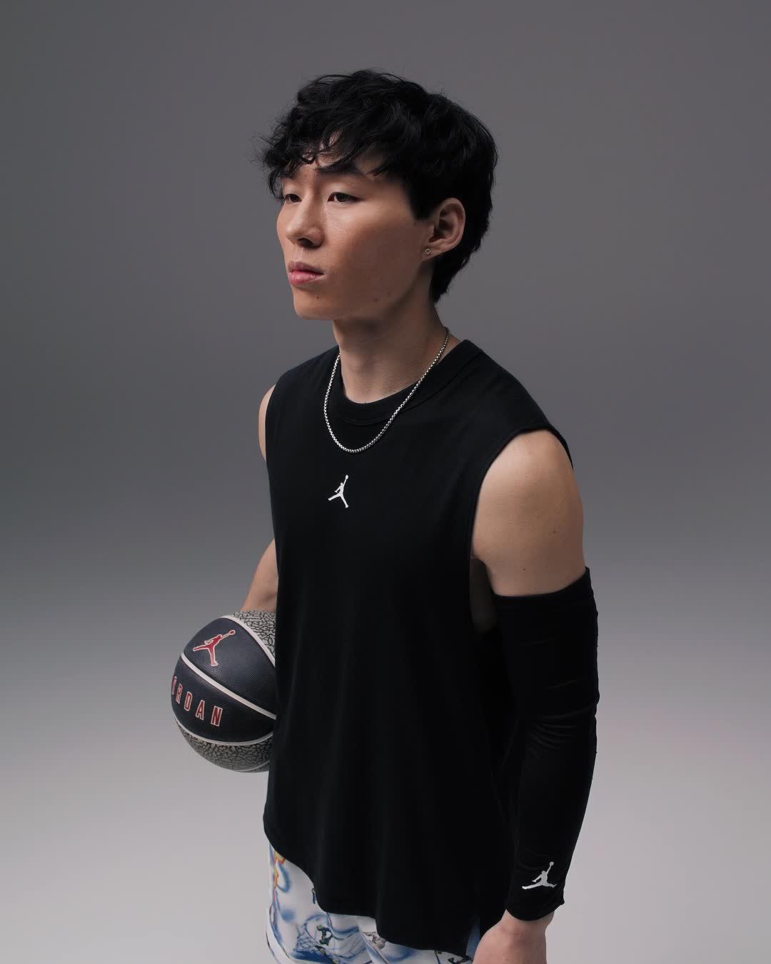 Mens Jordan Sport Dri-FIT Woven Diamond Shorts | FQ2989-891 Product Image