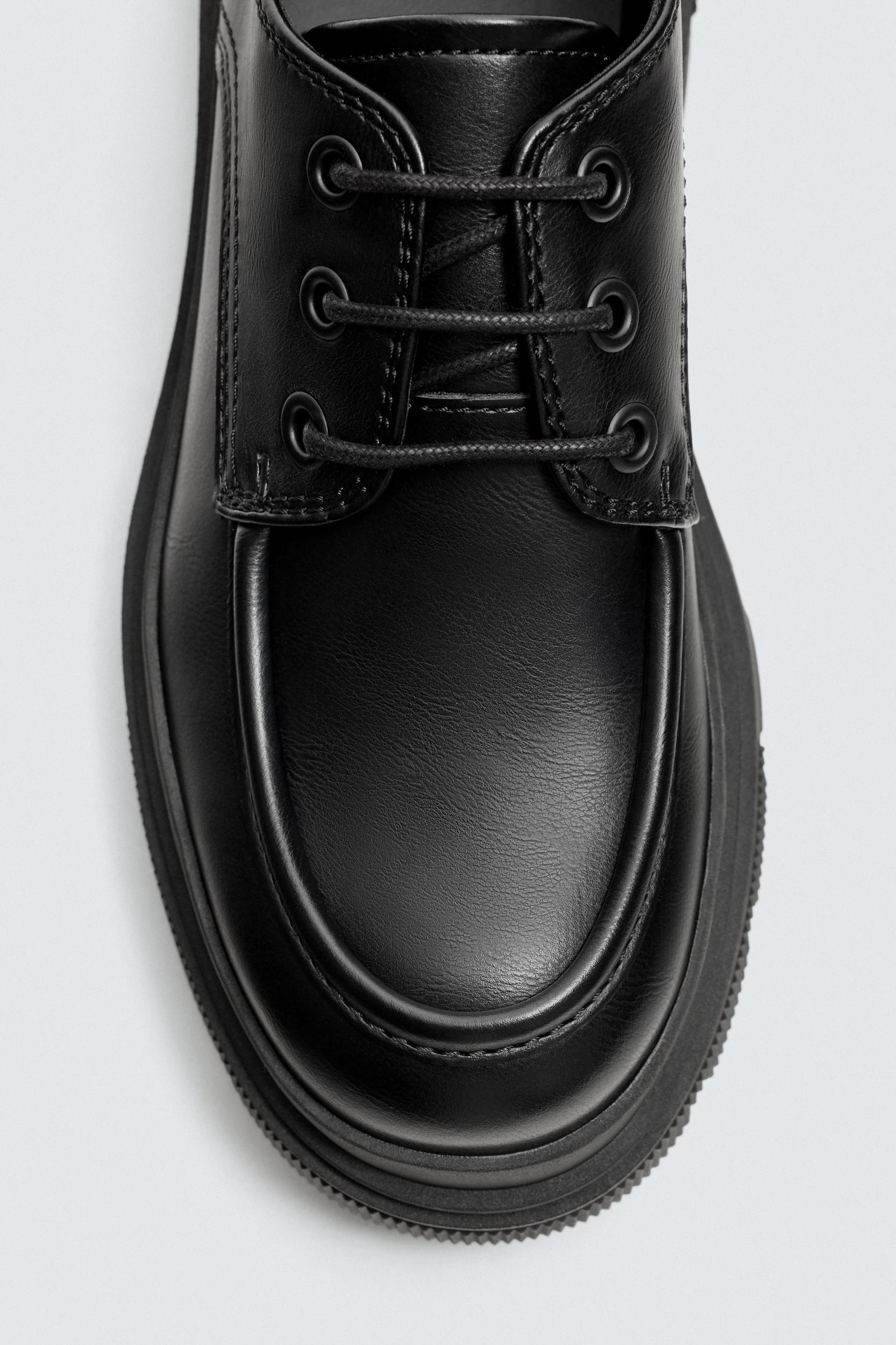 CHUNKY MOC TOE SHOES Product Image