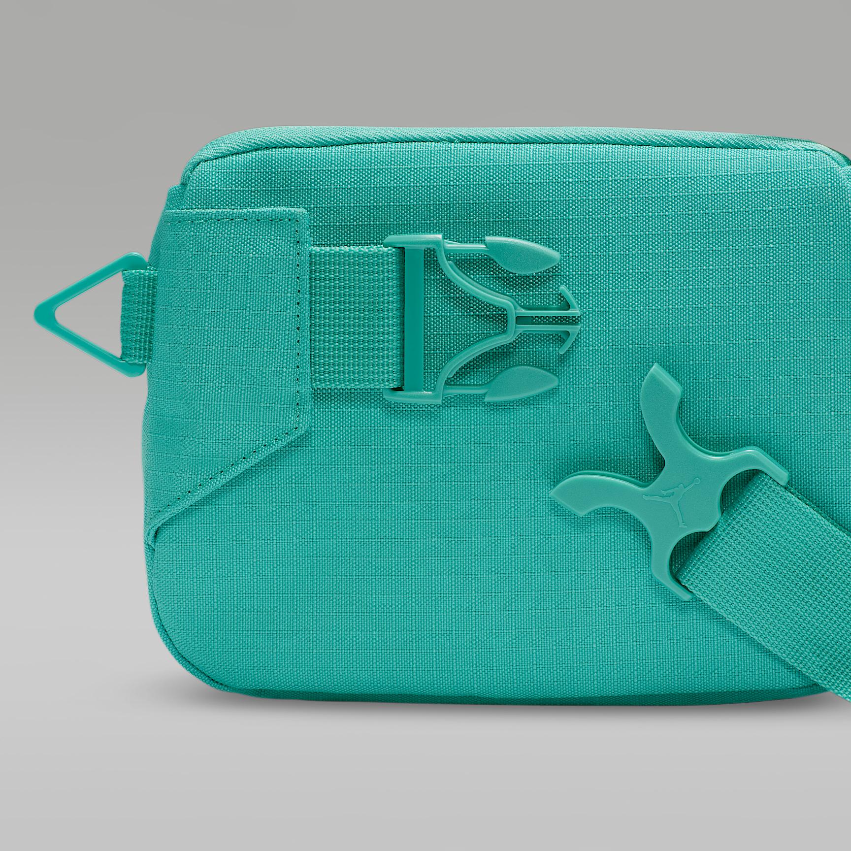 Jordan Franchise Crossbody Bag (2L) Product Image