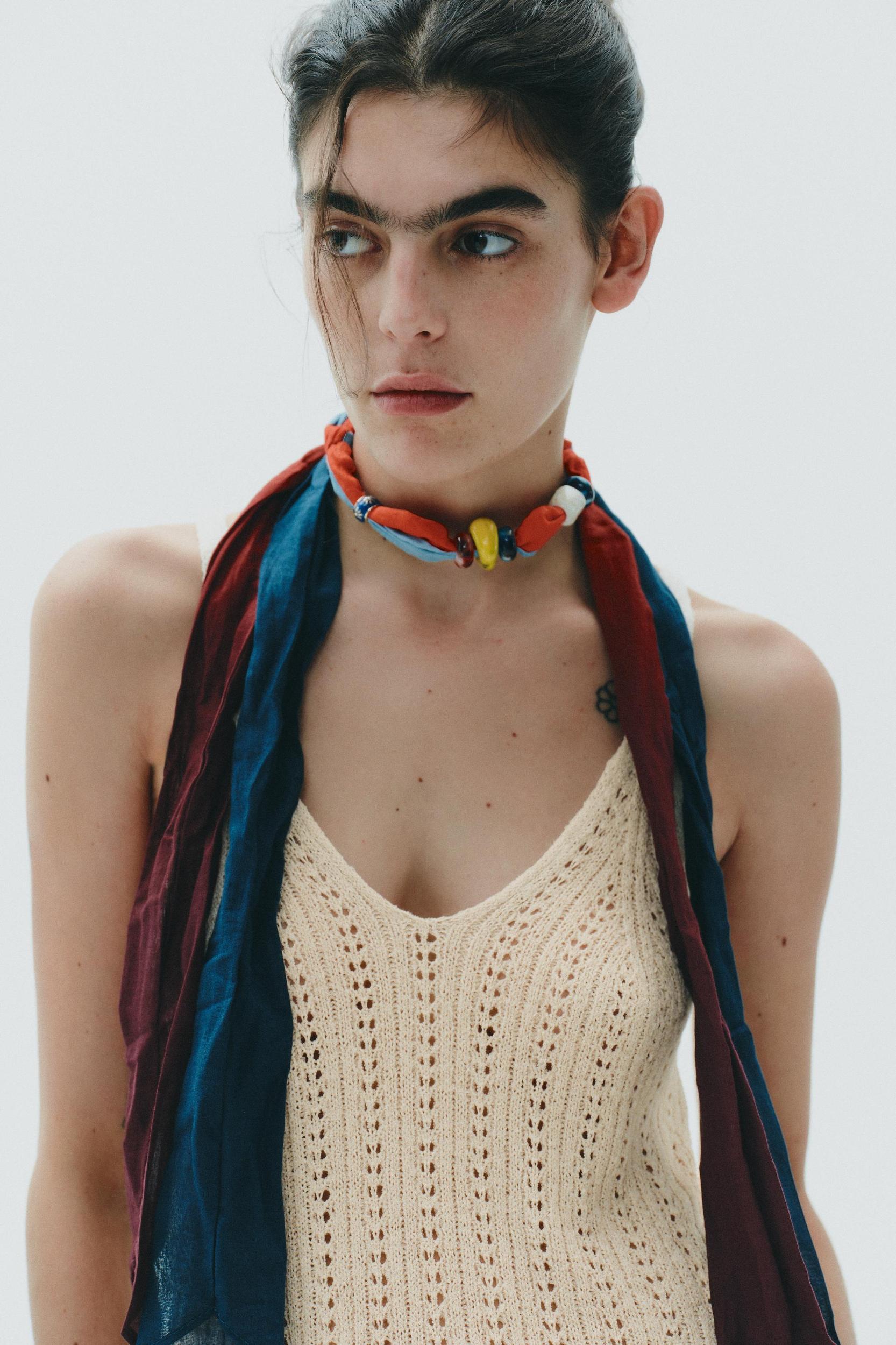 COTTON BEAD SCARF Product Image