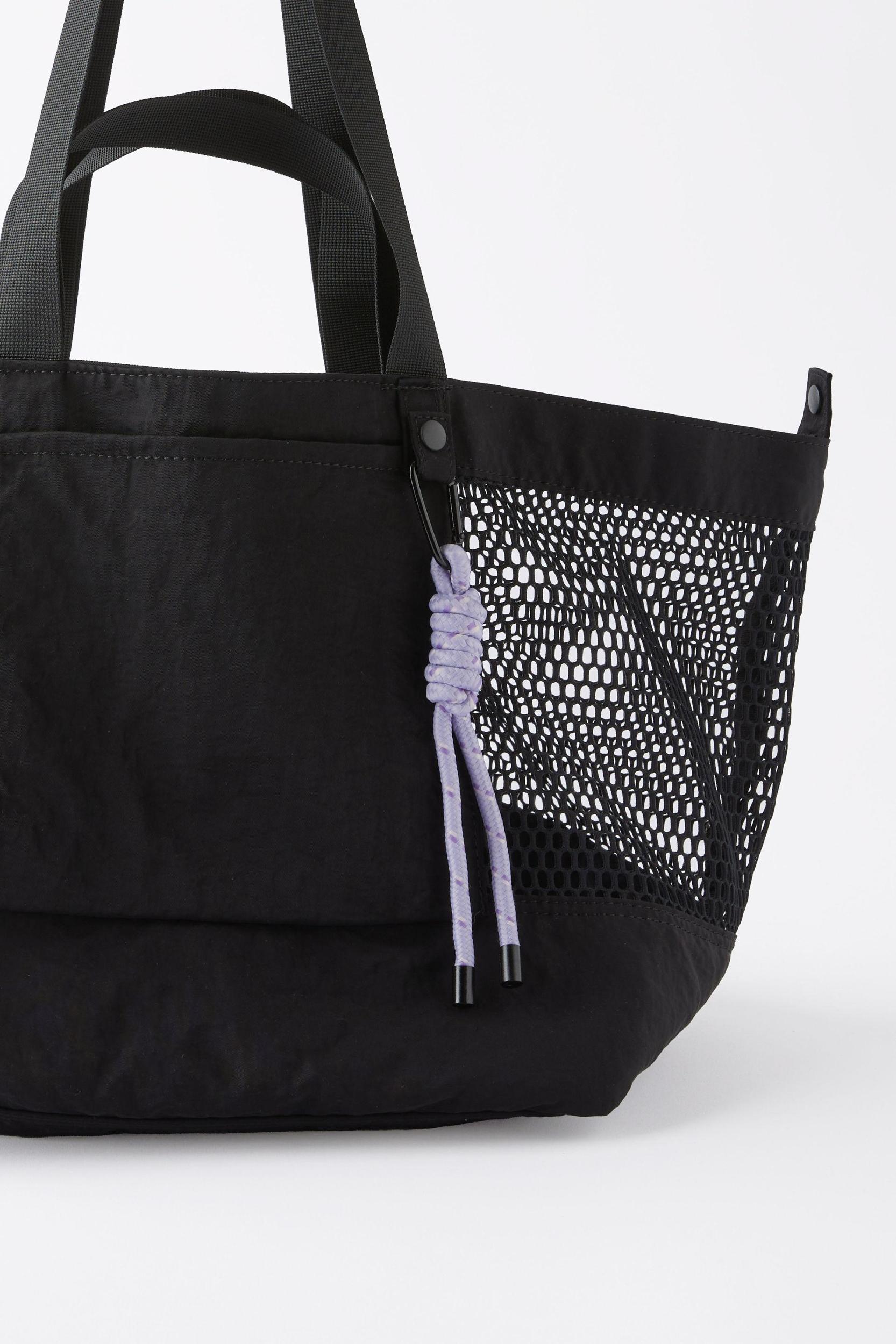 Active Mesh Tote Product Image