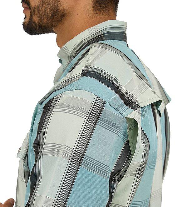 Wrangler® Short Sleeve Performance Plaid Western Shirt Product Image