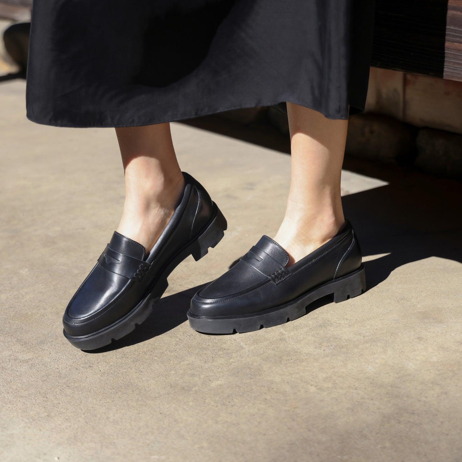 Boulevard Loafer Female Product Image