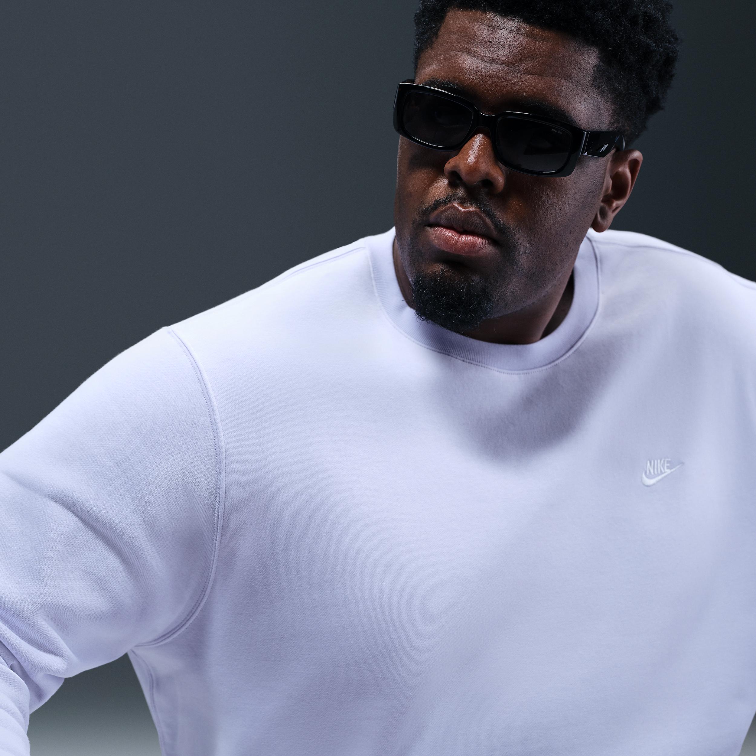 Nike Club Men's Fleece Crew Product Image