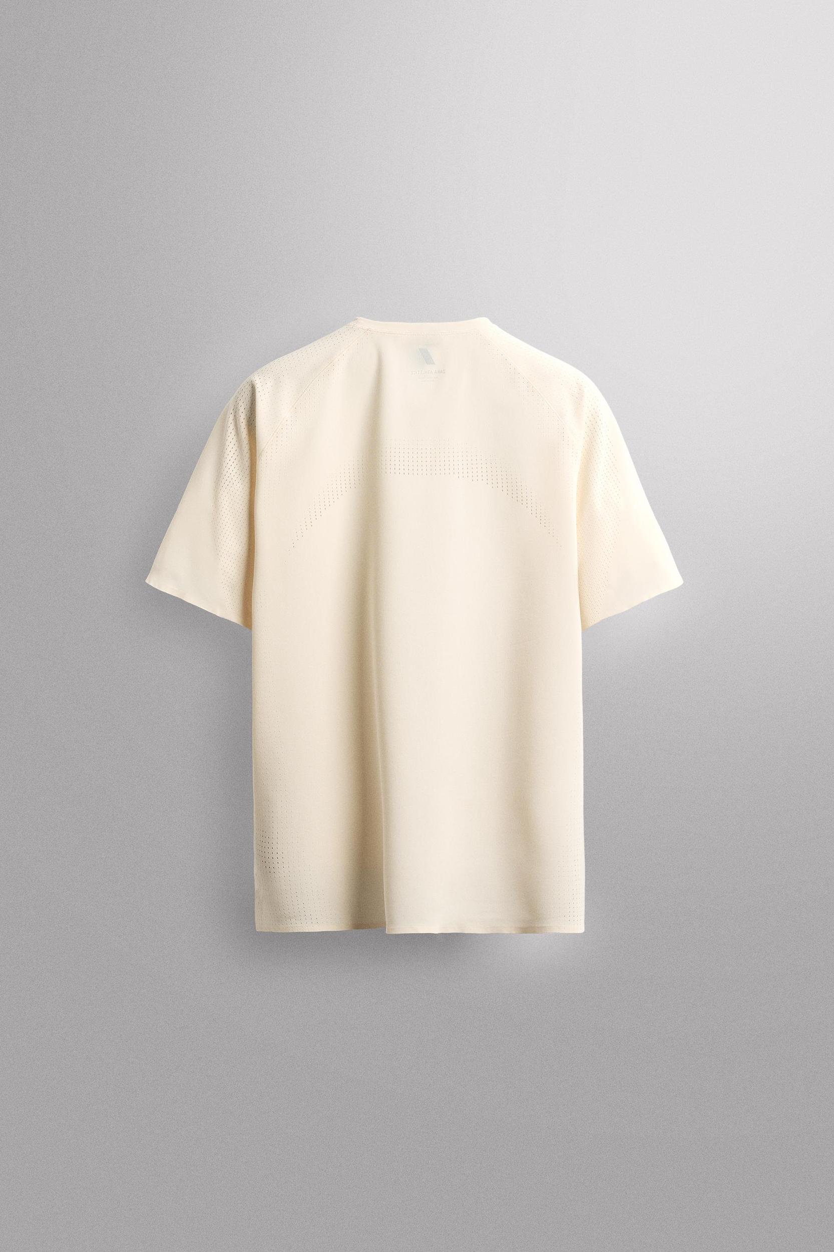OPEN KNIT STRUCTURE T-SHIRT Product Image