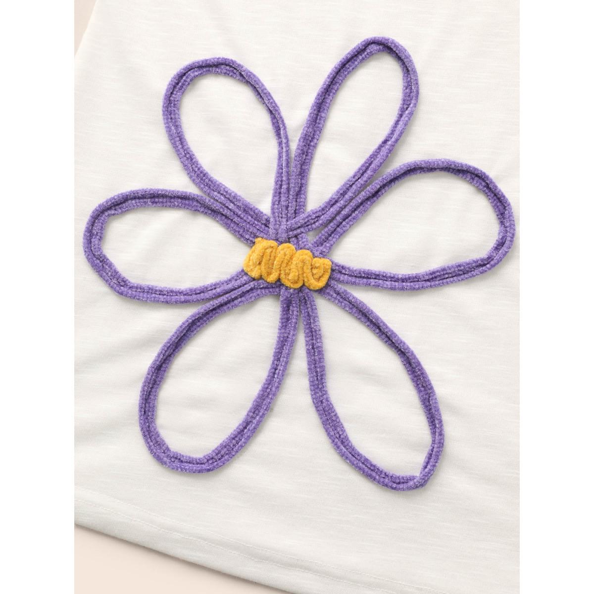 Plus Size Bamboo Textured Floral Embroided T-shirt Originalwhite Women Casual Contrast Natural Flowers Round Neck Everyday T-shirts BloomChic 12/L Product Image