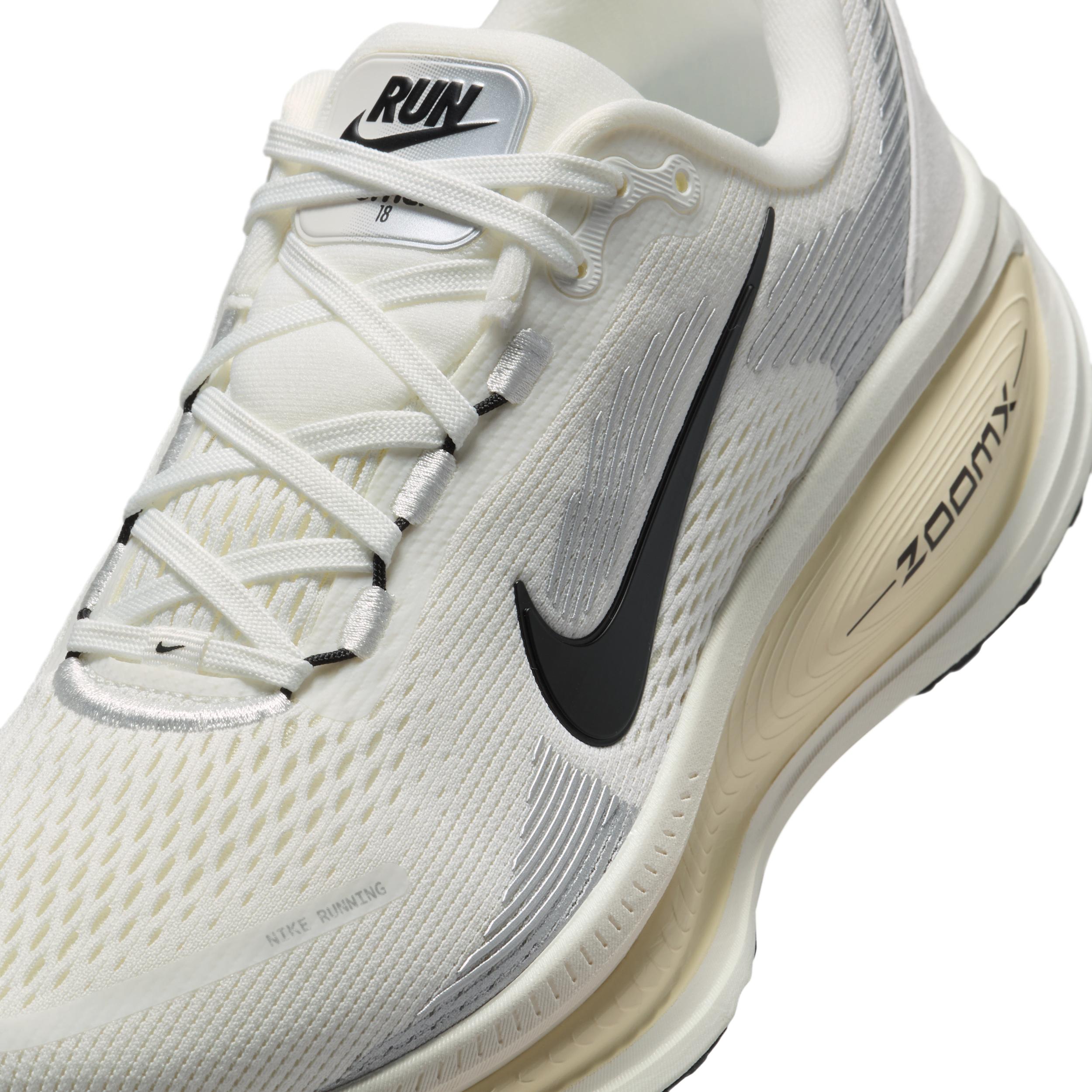 Nike Womens Vomero 18 Road Running Shoes | HM6804-101 Product Image