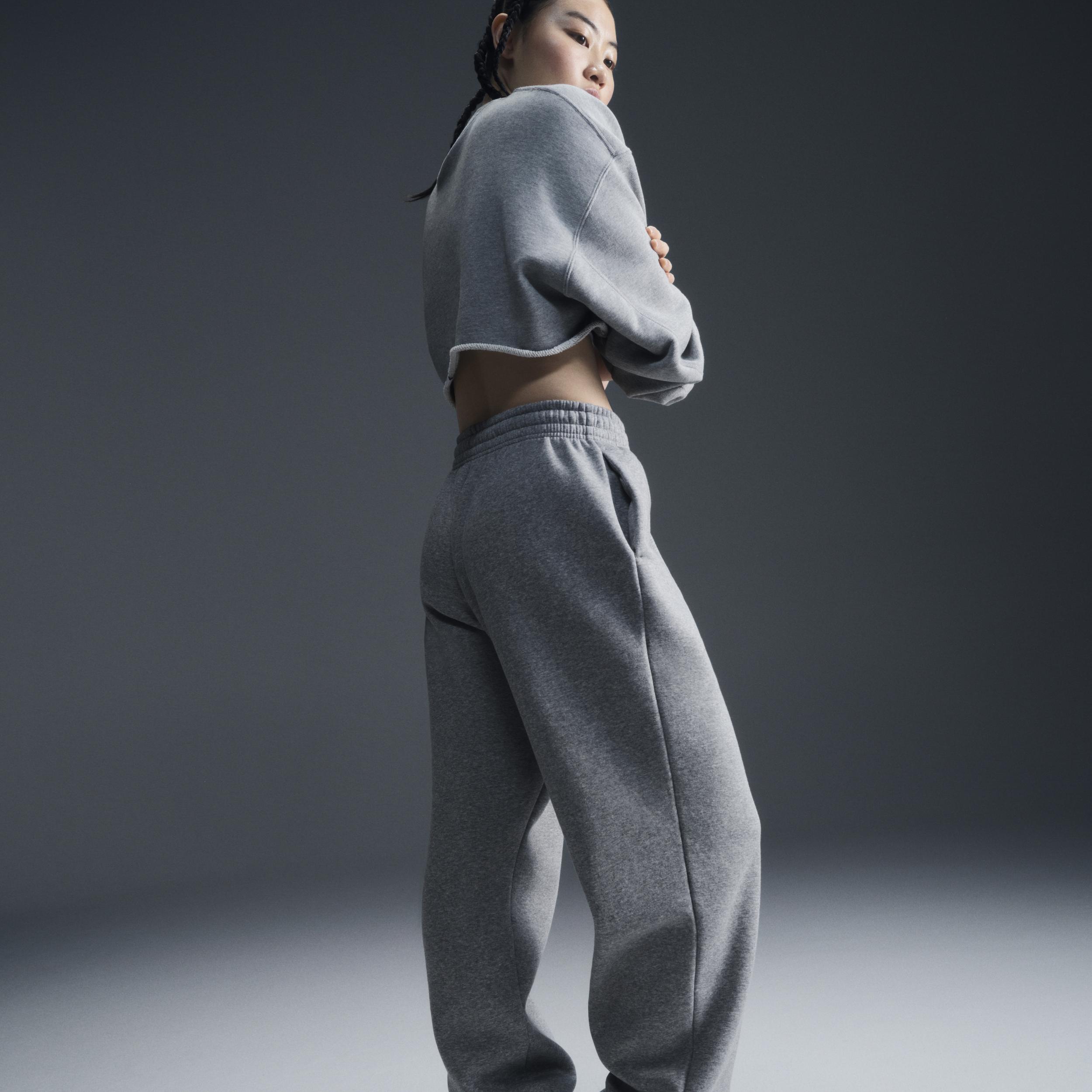 Women's Nike Sportswear Phoenix Fleece High-Waisted Oversized Sweatpants Product Image