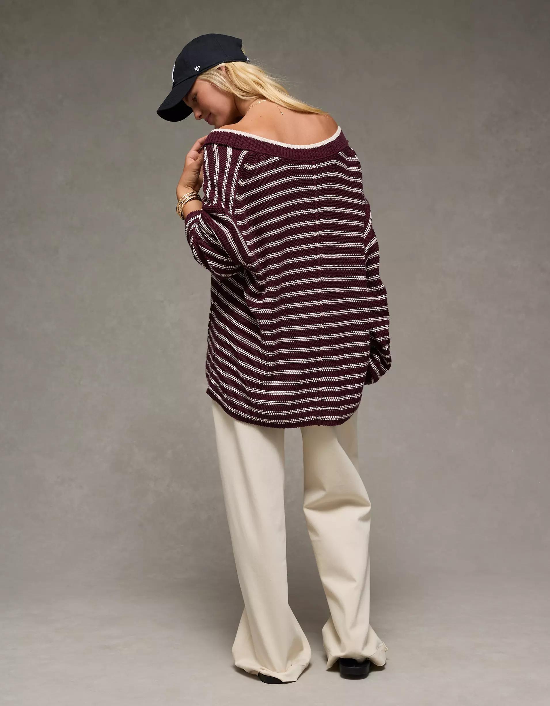 AE Big Hug V-Neck Sweater Product Image