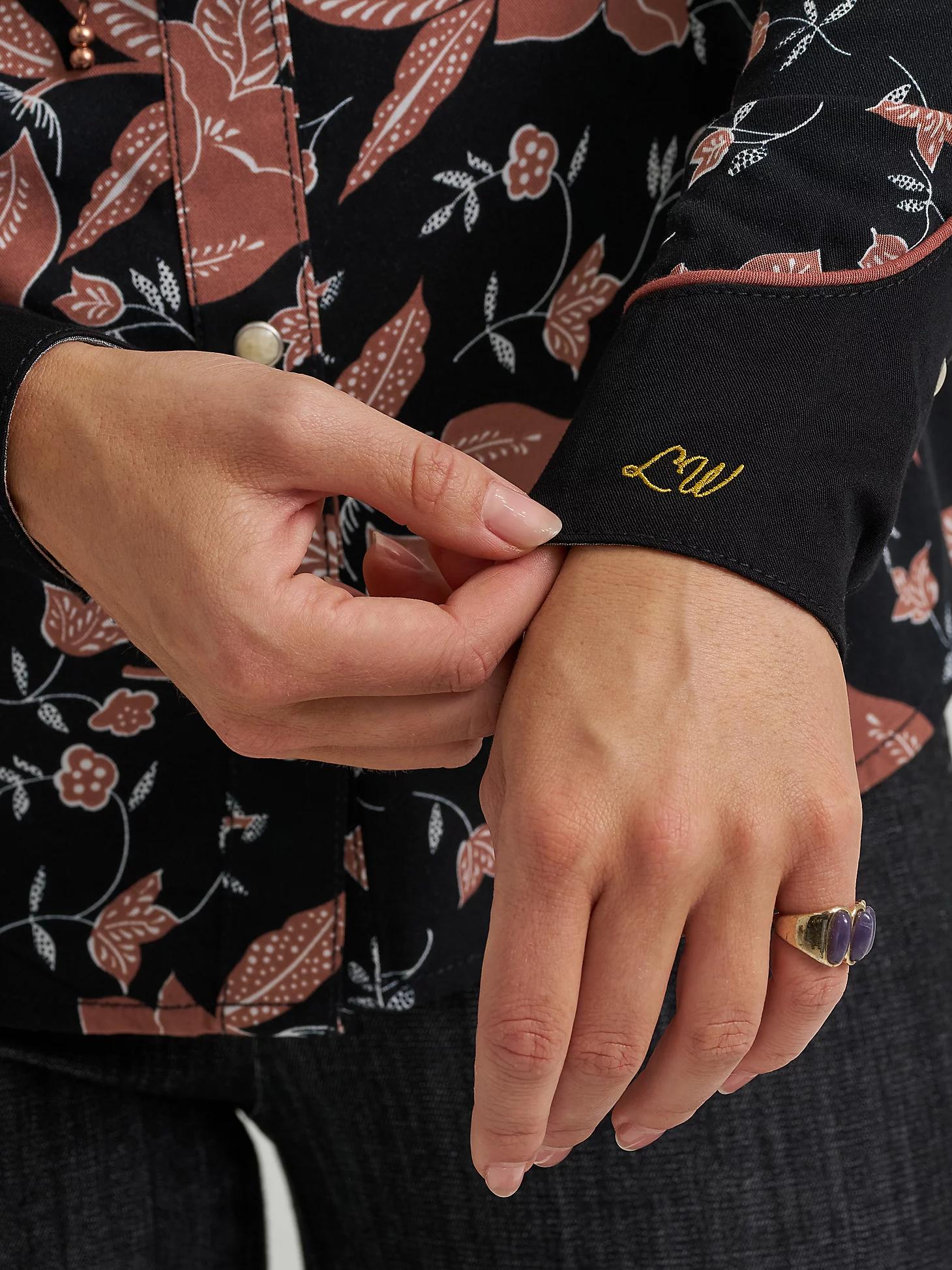 Wrangler x Lainey Wilson Folk Print Western Snap Shirt | Women's TOPS | Wrangler® Product Image