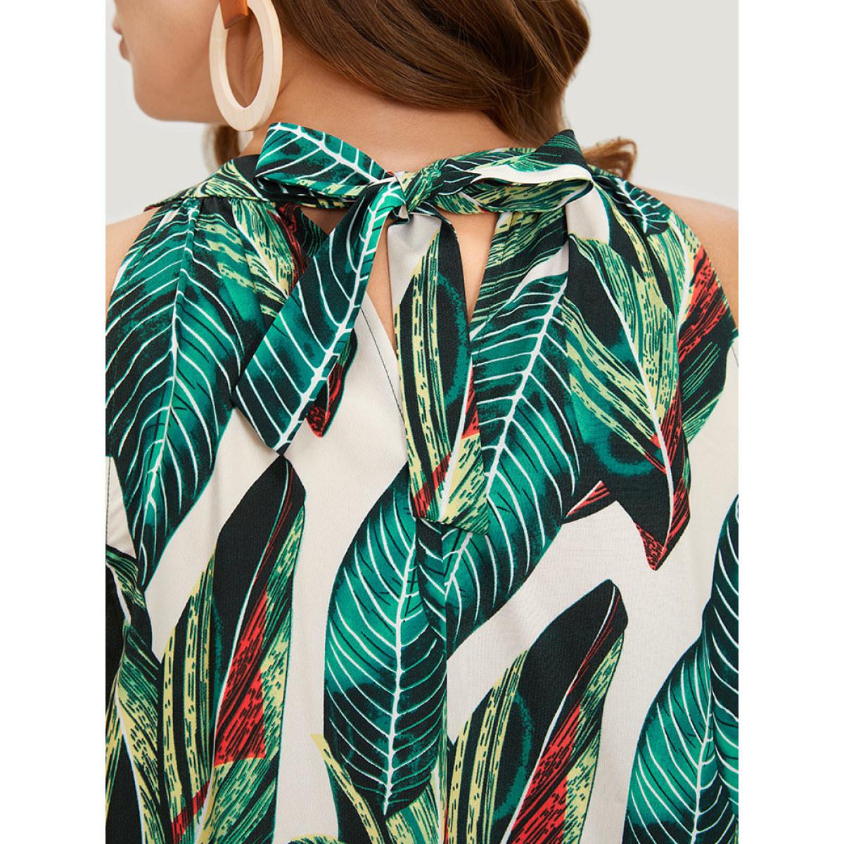 Plus Size Tropical Print Pocket Keyhole Knotted Halter Dress Green Women Vacation Keyhole Halter neck Sleeveless Curvy Knee Dress BloomChic 12/L Product Image