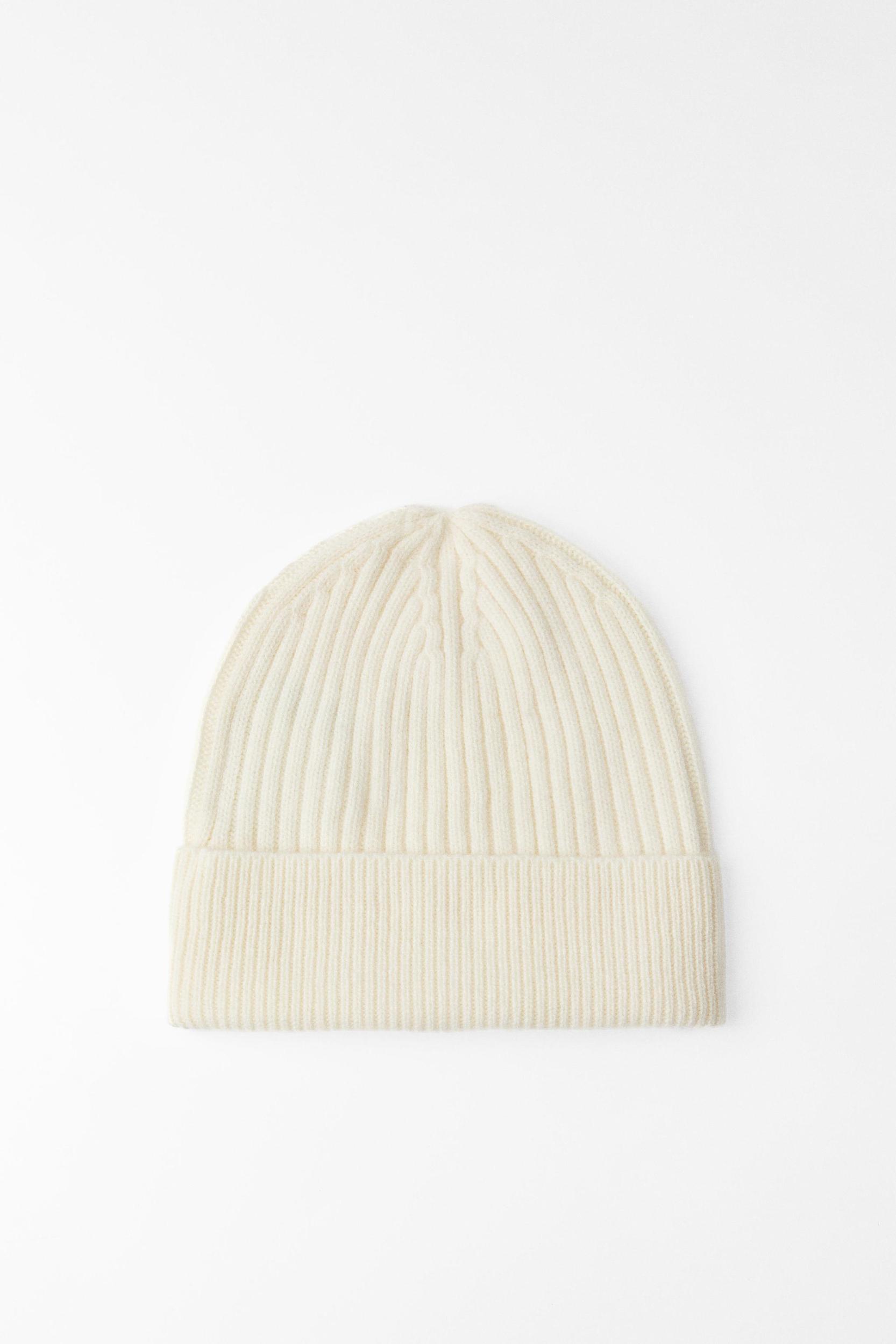 WOOL AND CASHMERE BLEND BEANIE HAT SKI COLLECTION Product Image