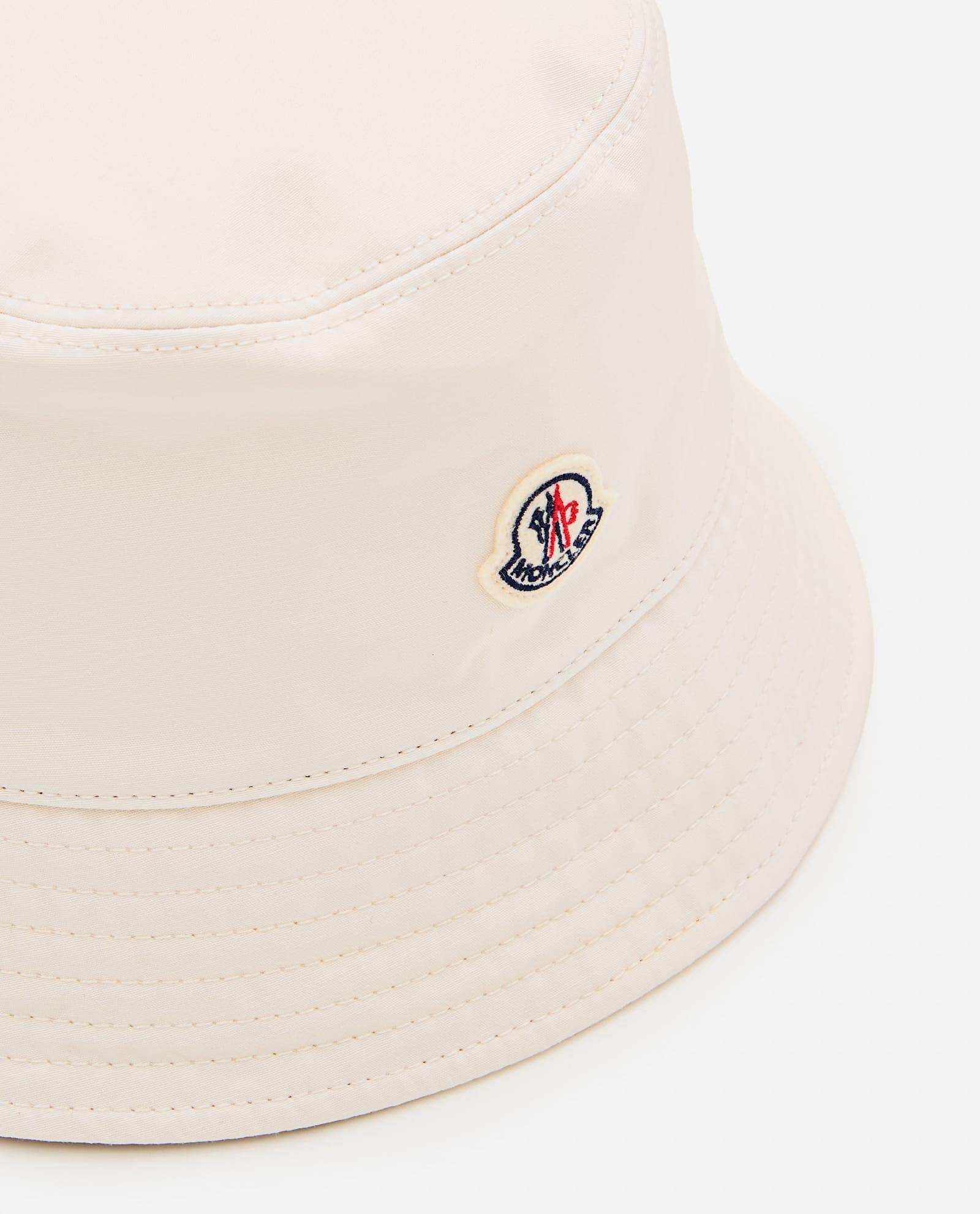 MONCLER Bucket Hat In White Product Image