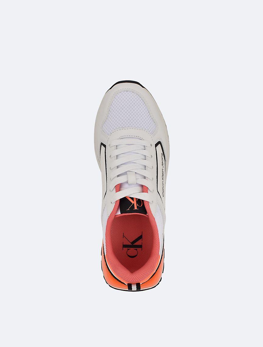 Women's Gogetit Sneaker Product Image