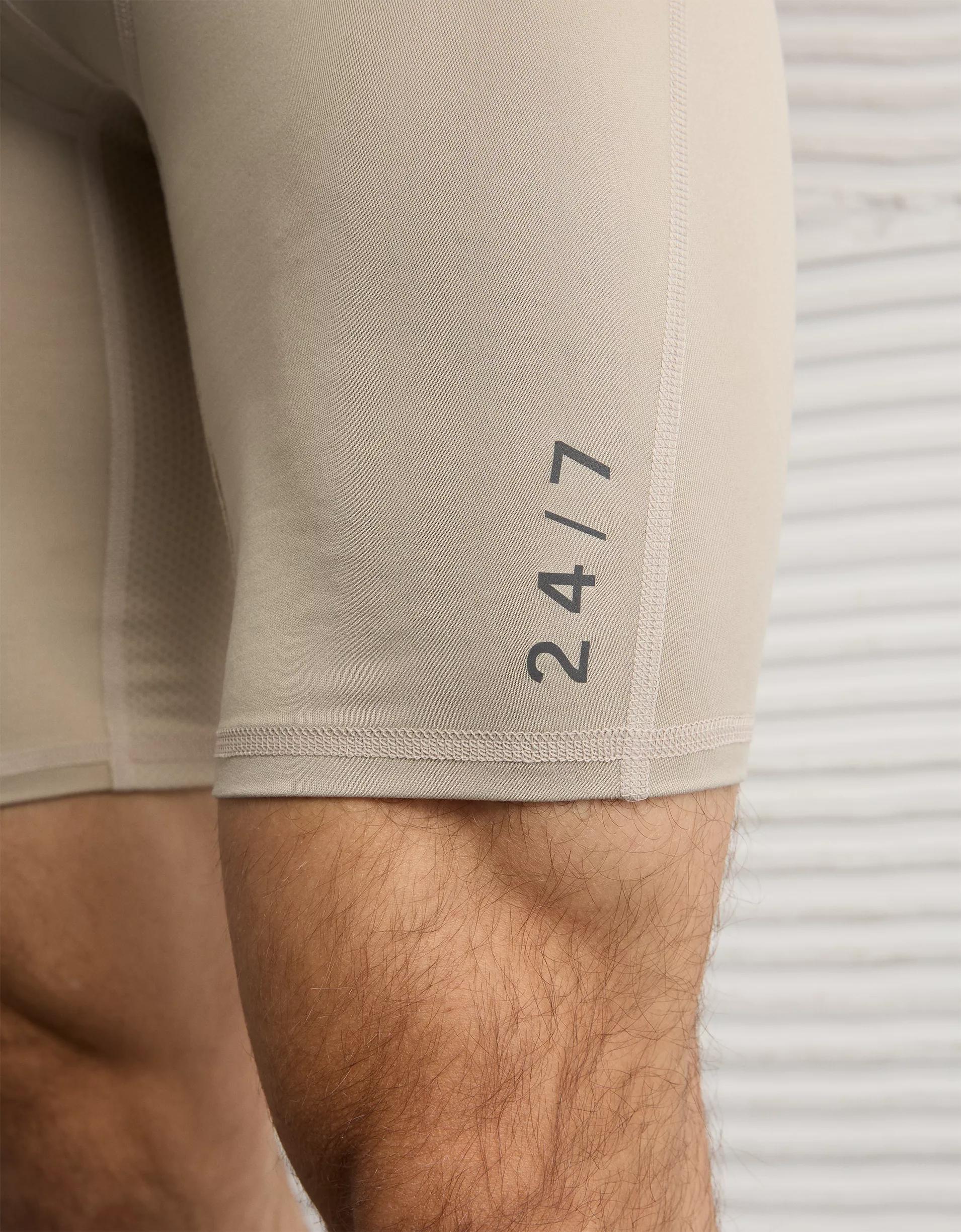 AEO Men's 8" Flex Boxer Brief Product Image