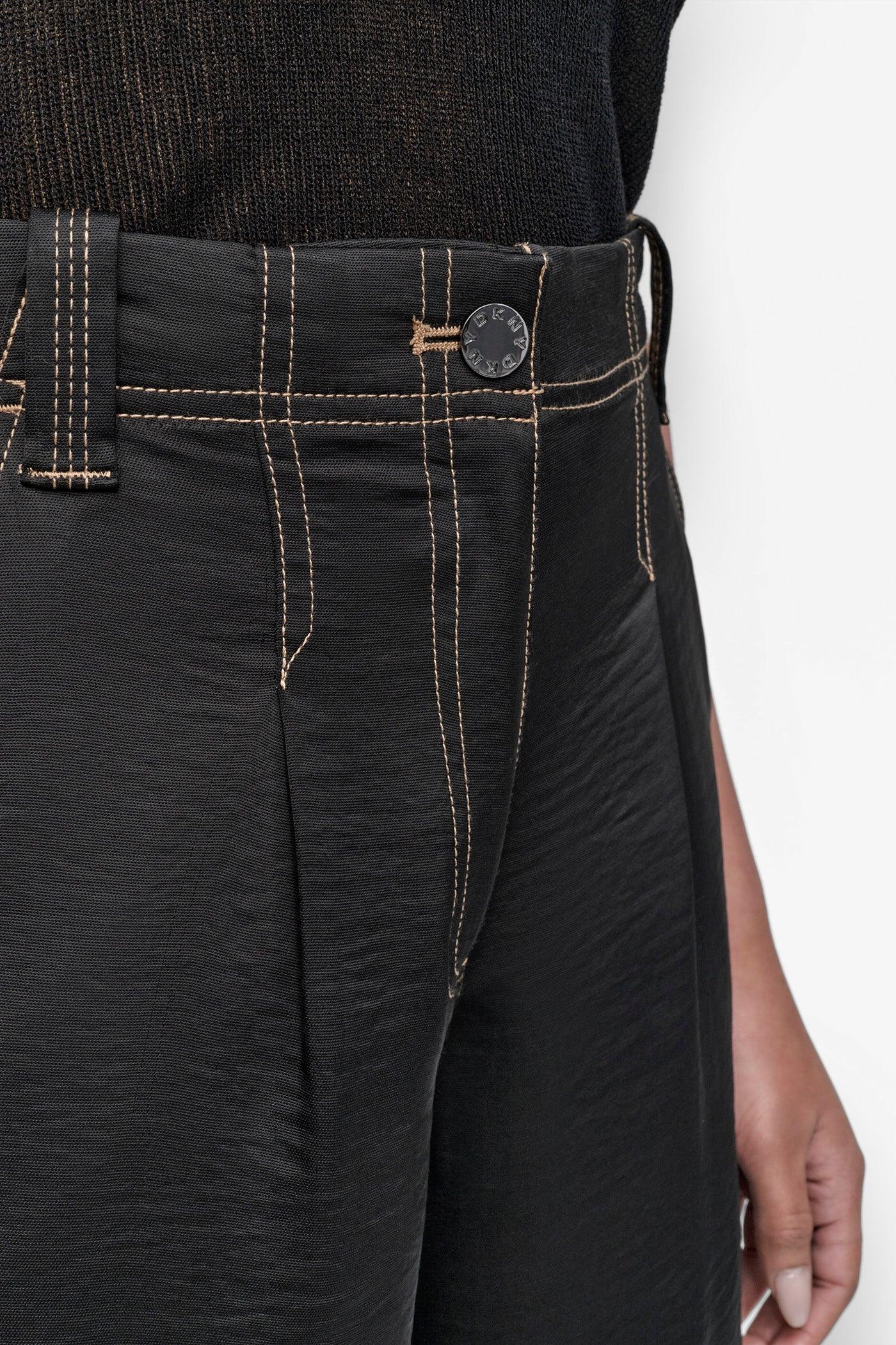 EXTRA HIGH RISE ELEVATED UTILITY PANT Product Image